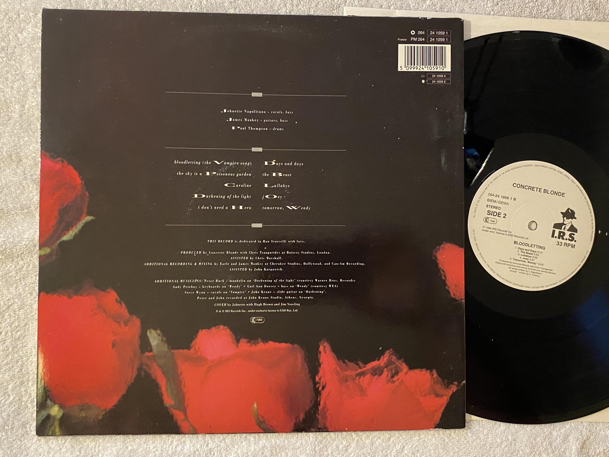 Omslagsbild för skivan CONCRETE BLONDE bloodletting LP -90 Eu I.R.S. 064-24 1059 1 ** RARE **