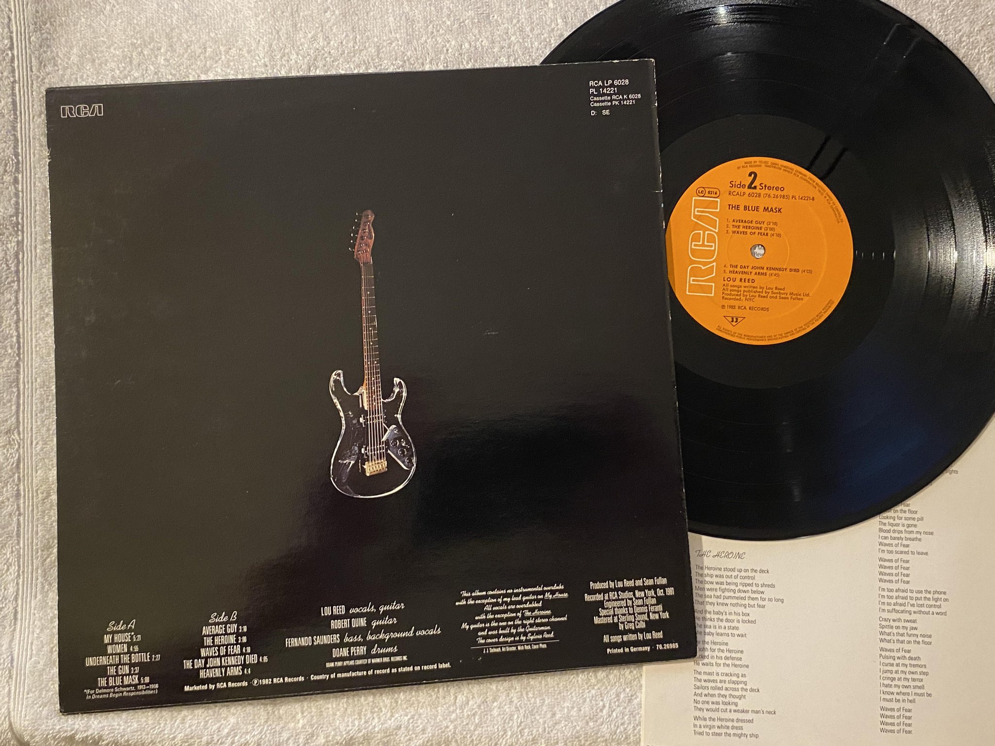 Omslagsbild för skivan LOU REED the blue mask LP -82 Ger RCA RCALP 6028