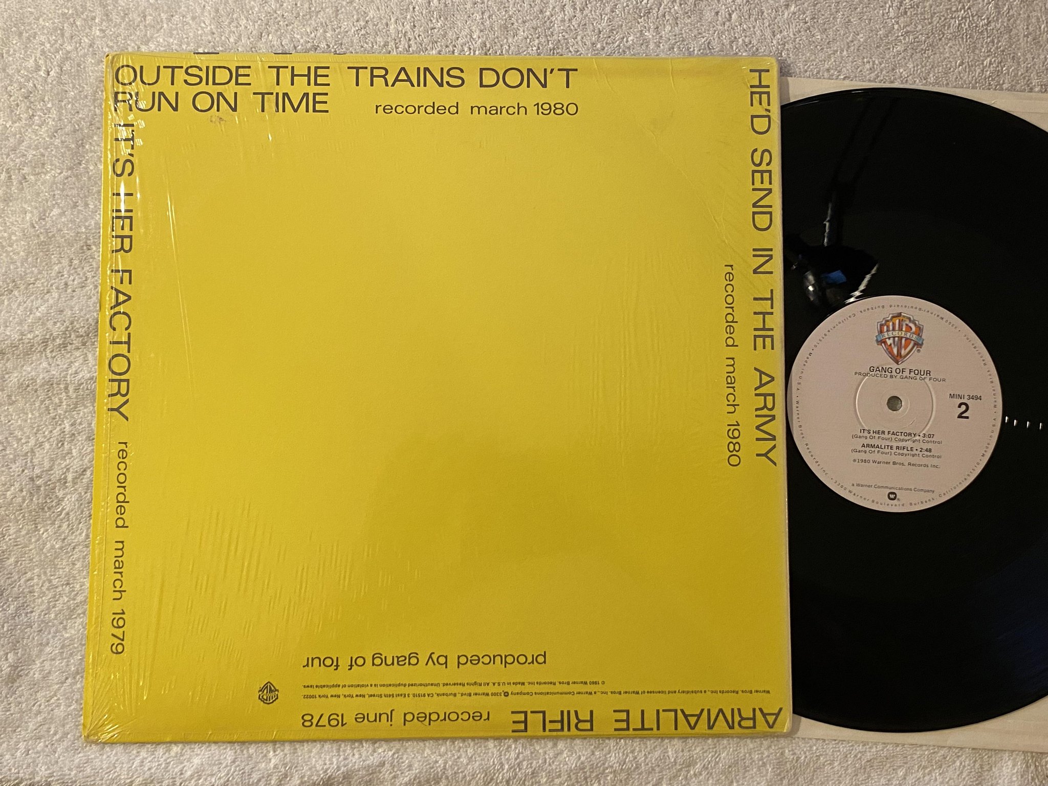 Omslagsbild för skivan GANG OF FOUR s/t 12"ep -80 US WARNER mini 3494