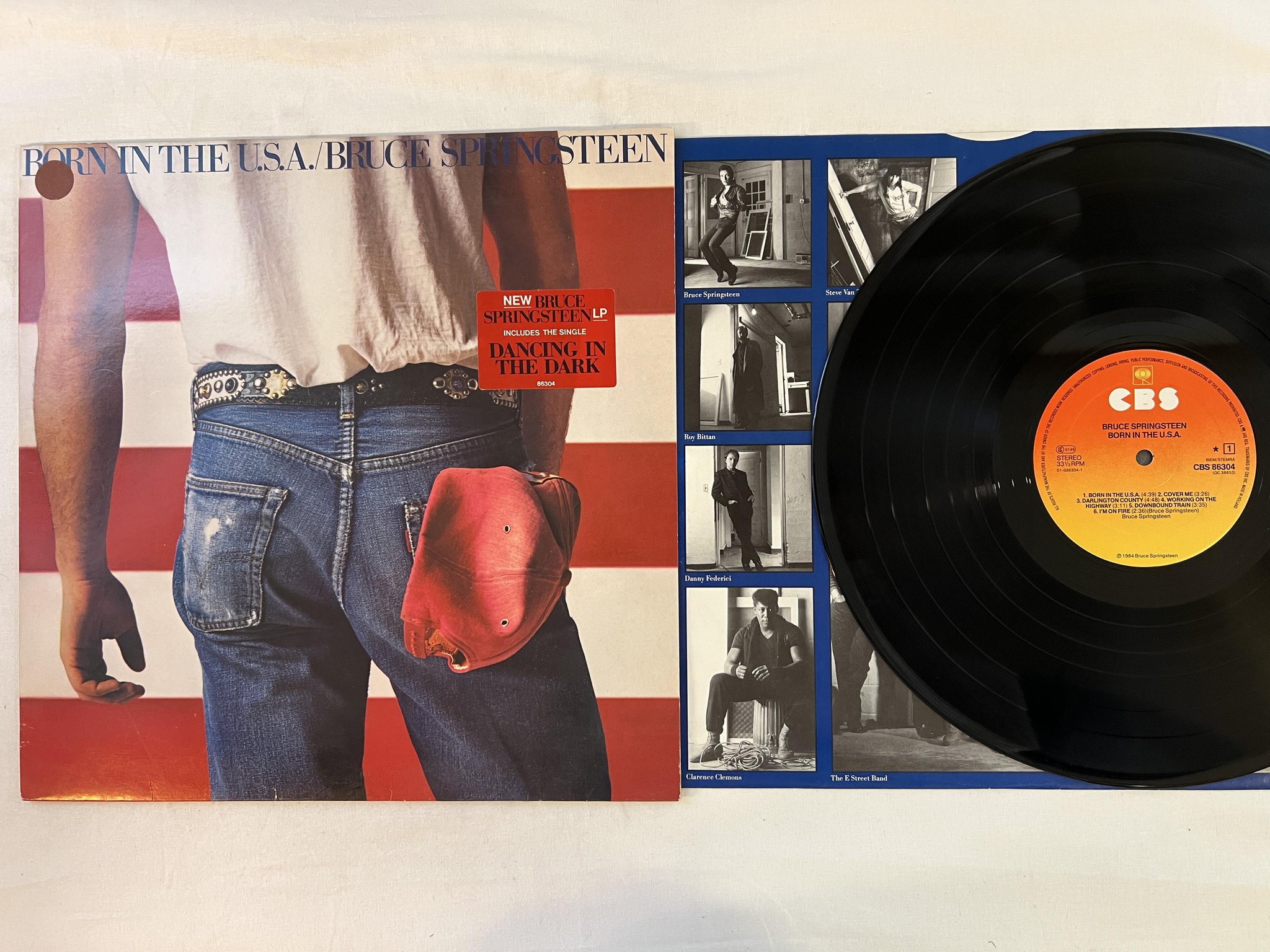 Omslagsbild för skivan BRUCE SPRINGSTEEN born in the USA LP -84 Hol CBS 86304