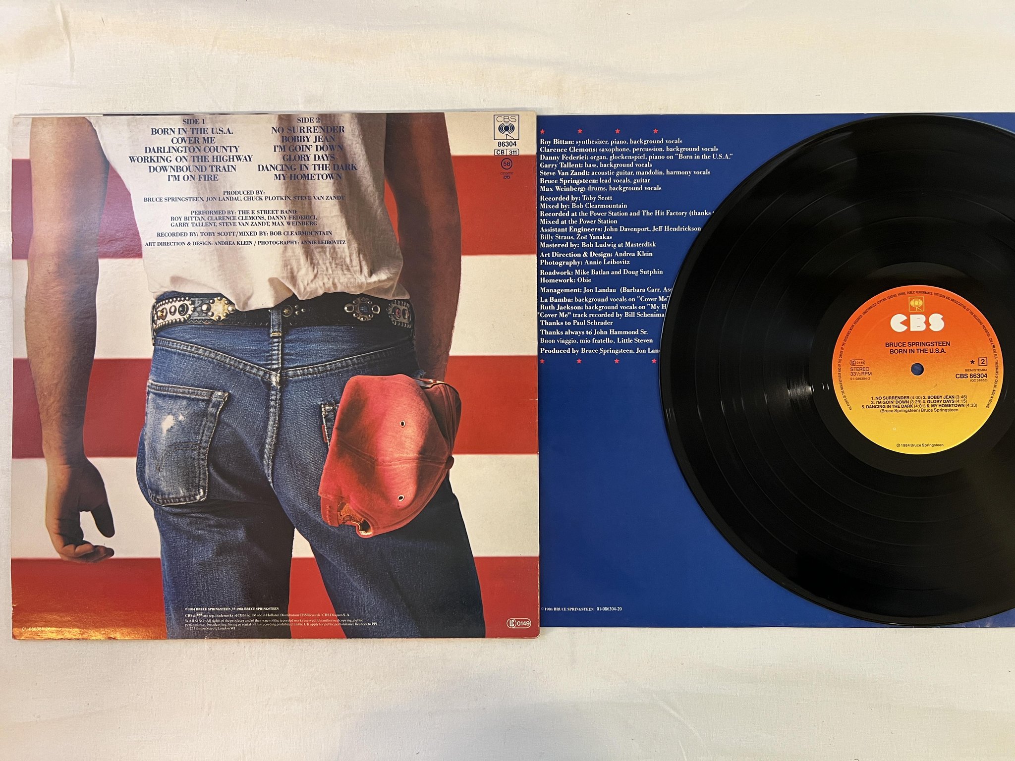 Omslagsbild för skivan BRUCE SPRINGSTEEN born in the USA LP -84 Hol CBS 86304