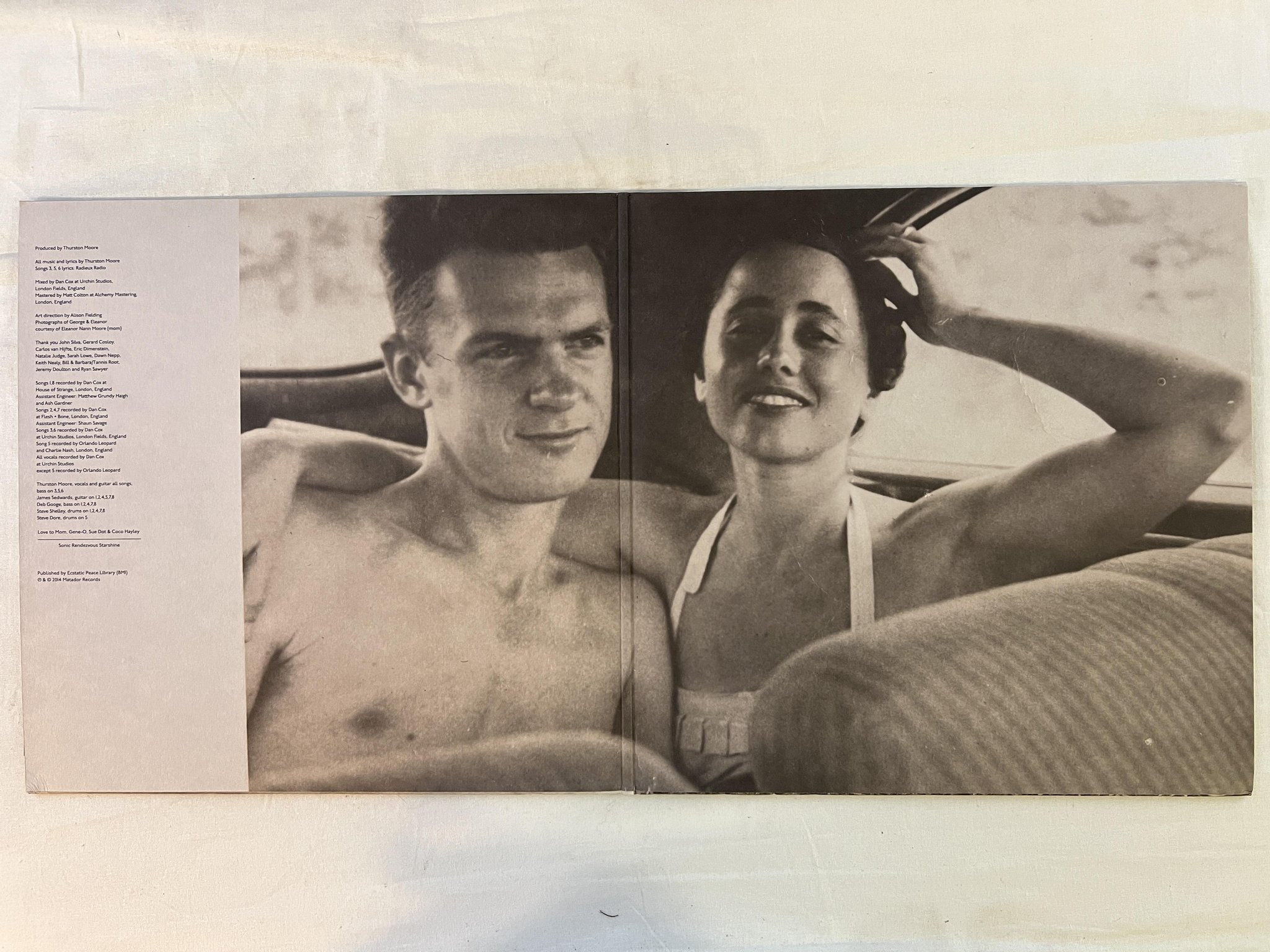 Omslagsbild för skivan THURSTON MOORE The Best Day 2xLP 2014 MATADOR OLE 1062-1