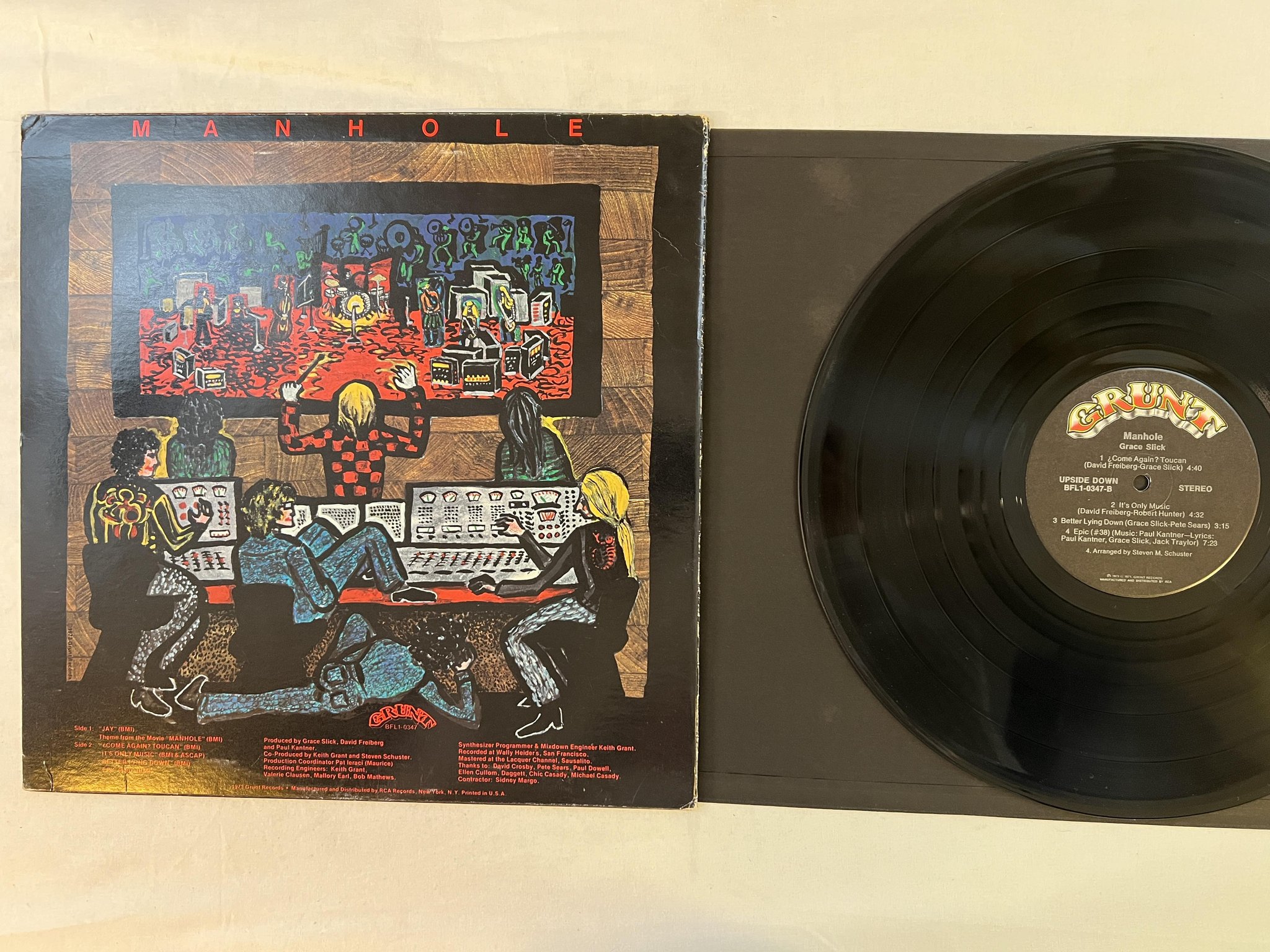 Omslagsbild för skivan GRACE SLICK manhole LP -73 US GRUNT BFL1-0347