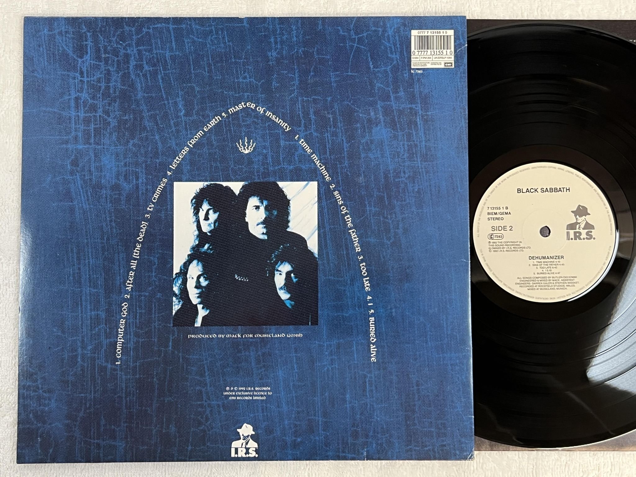 Omslagsbild för skivan BLACK SABBATH Dehumanizer LP -92 EU I.R.S. 713155 1 *** RARE ***