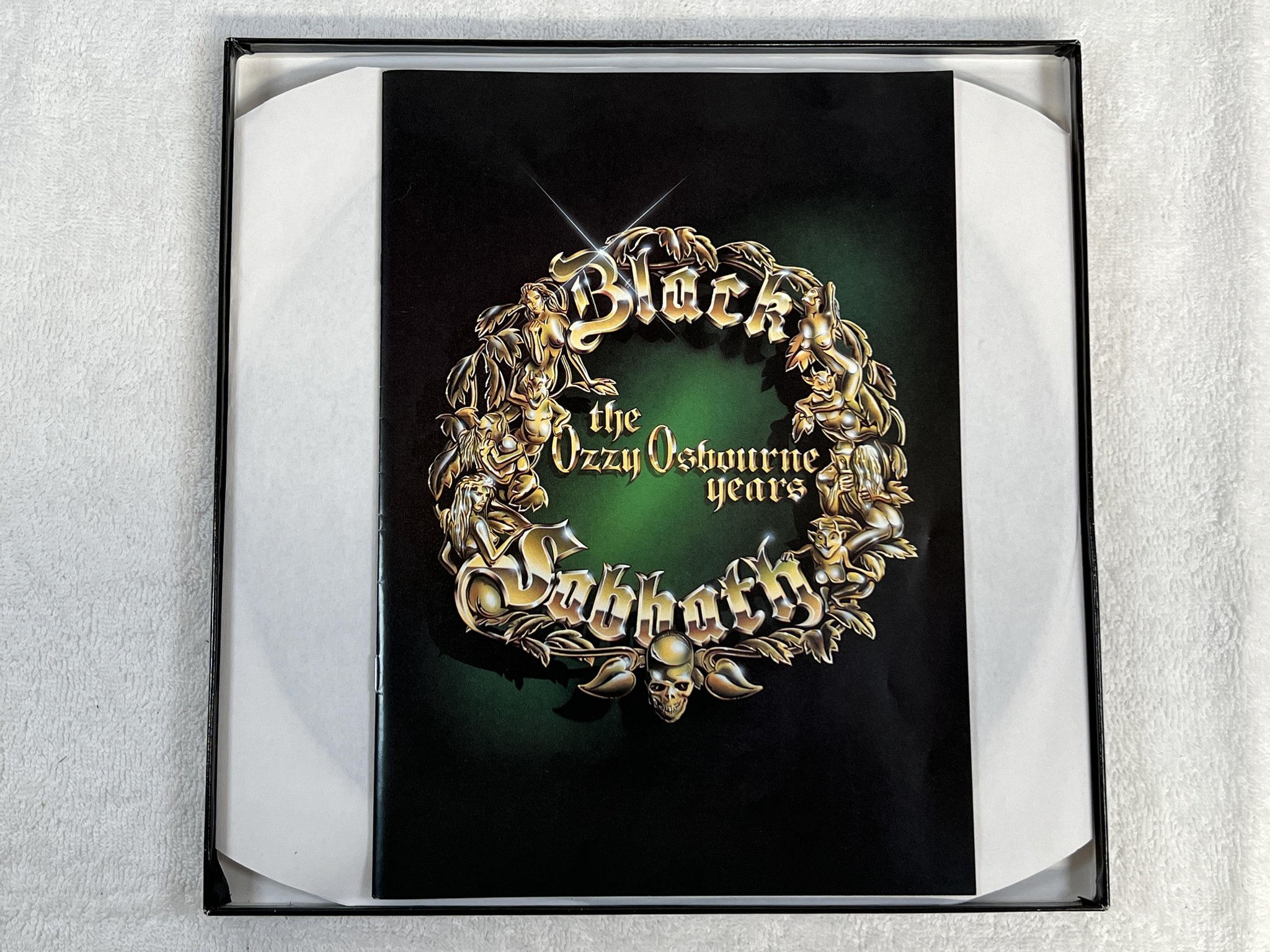 Omslagsbild för skivan BLACK SABBATH The Ozzy Osbourne Years 5xLP BOX -91 UK ESSENTIAL! ESBLP 142 SVÅR!