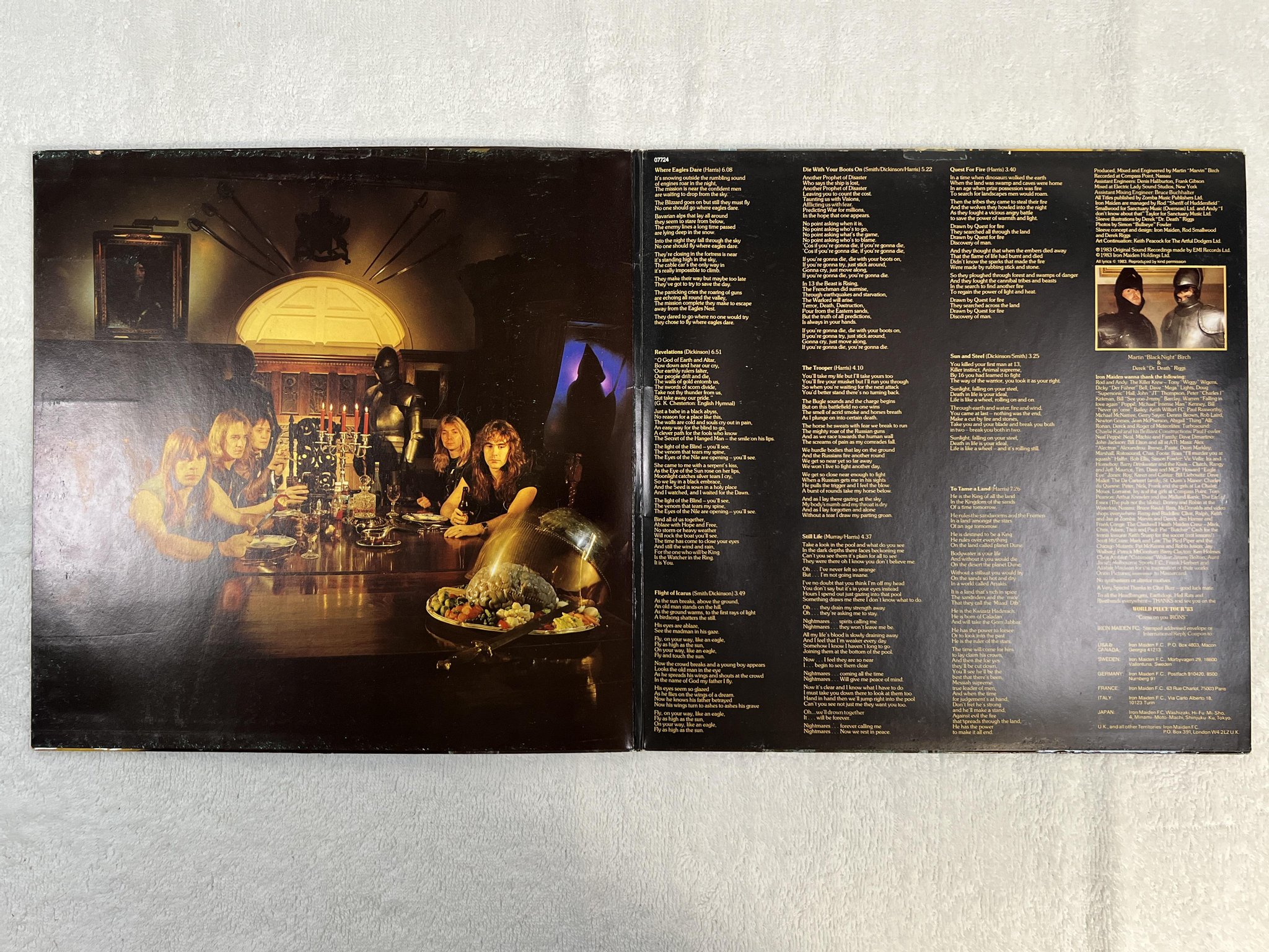 Omslagsbild för skivan IRON MAIDEN piece of mind LP -83 EEC EMI 1A 064-07724