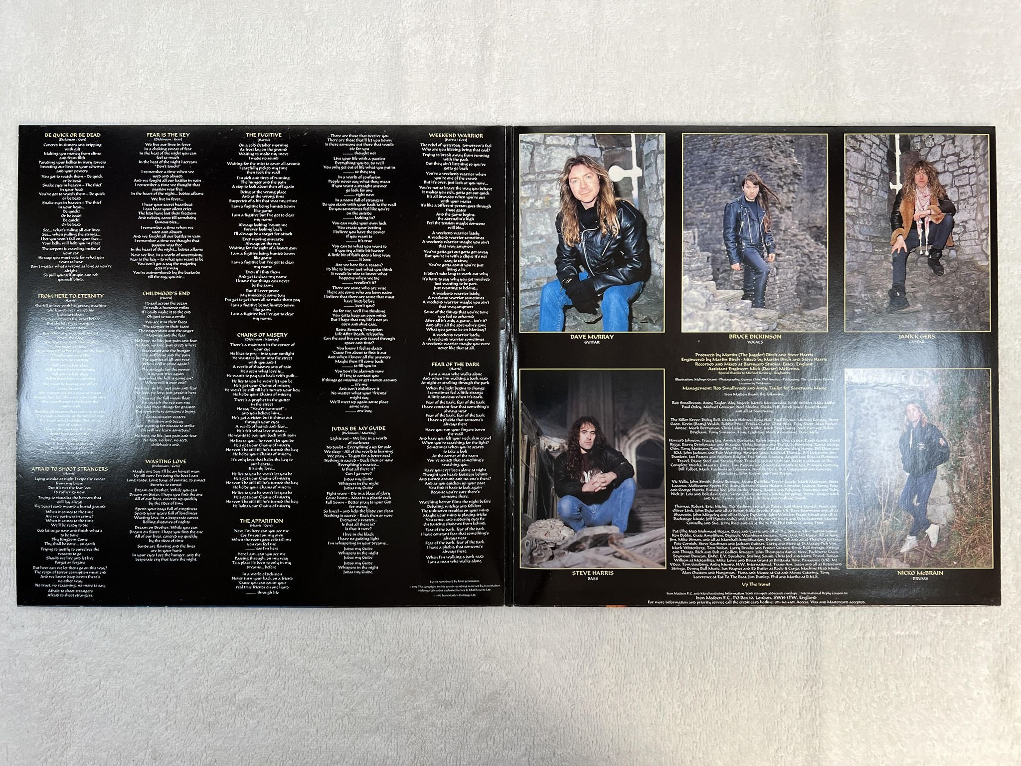 Omslagsbild för skivan IRON MAIDEN Fear Of The Dark 2xLP -92 EU EMI 7991621 *** RARE ***