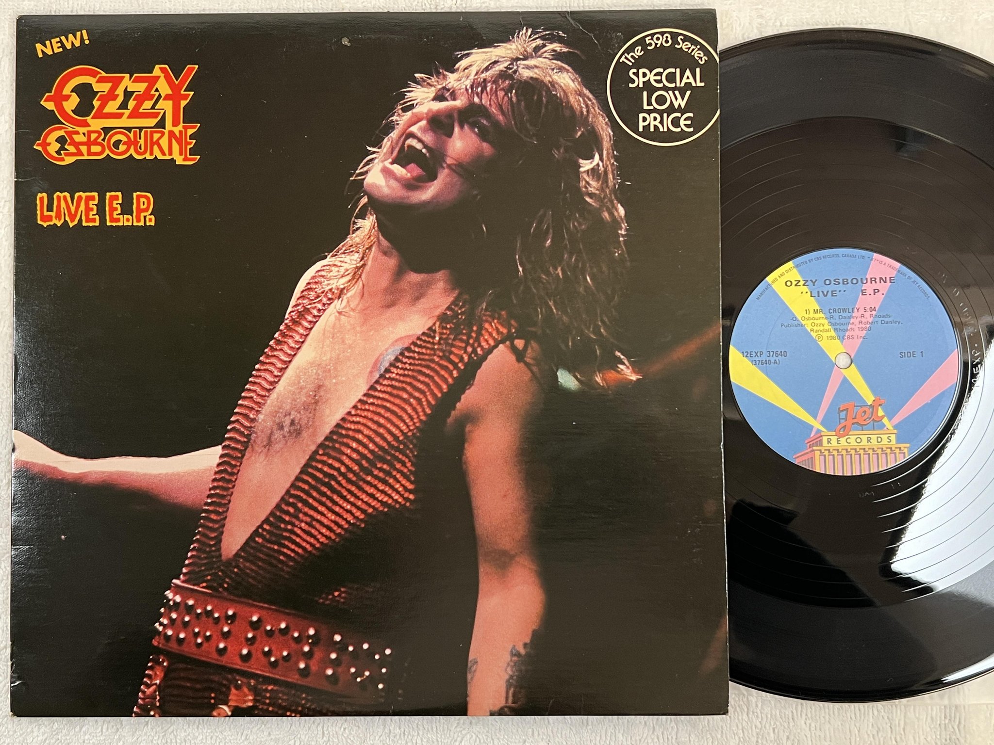 Omslagsbild för skivan OZZY OSBOURNE "live" ep 12"single -80 Can JET 12EXP 37640