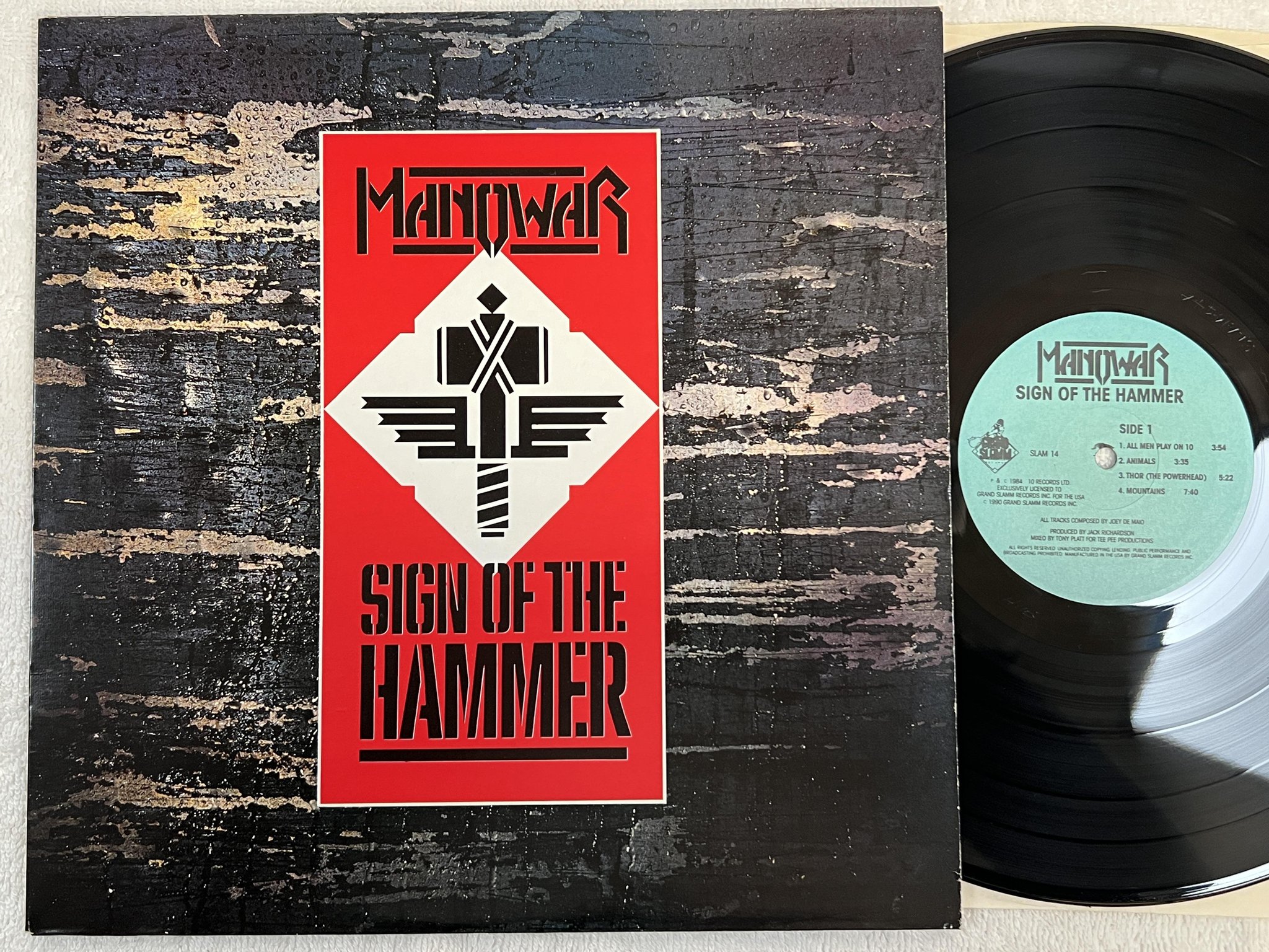Omslagsbild för skivan MANOWAR Sign Of The Hammer LP -90 US grand slamm SLAM14