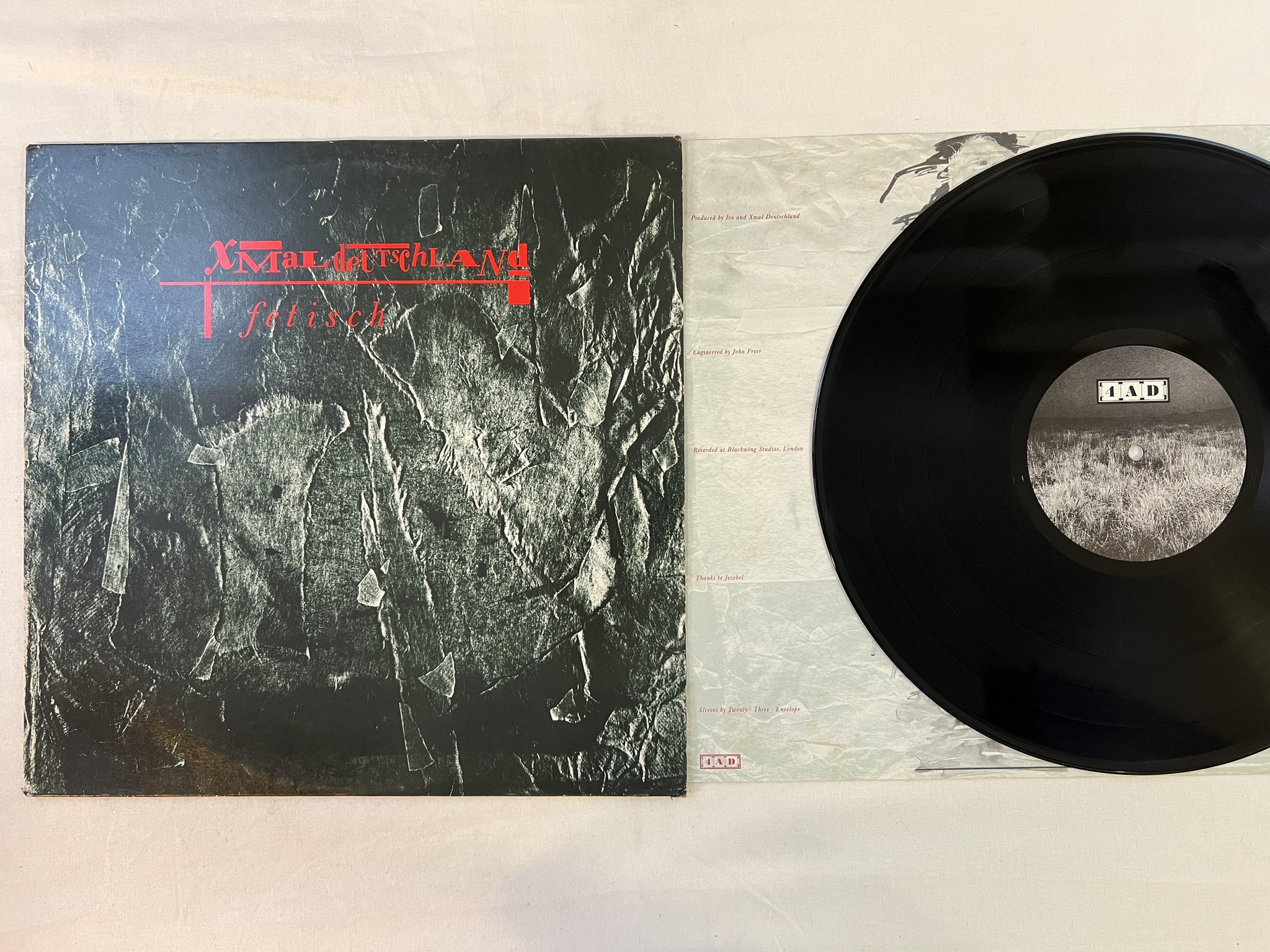 Omslagsbild för skivan XMAL DEUTCHLAND Fetisch LP -83 4AD CAD-302 ** Goth Rock **