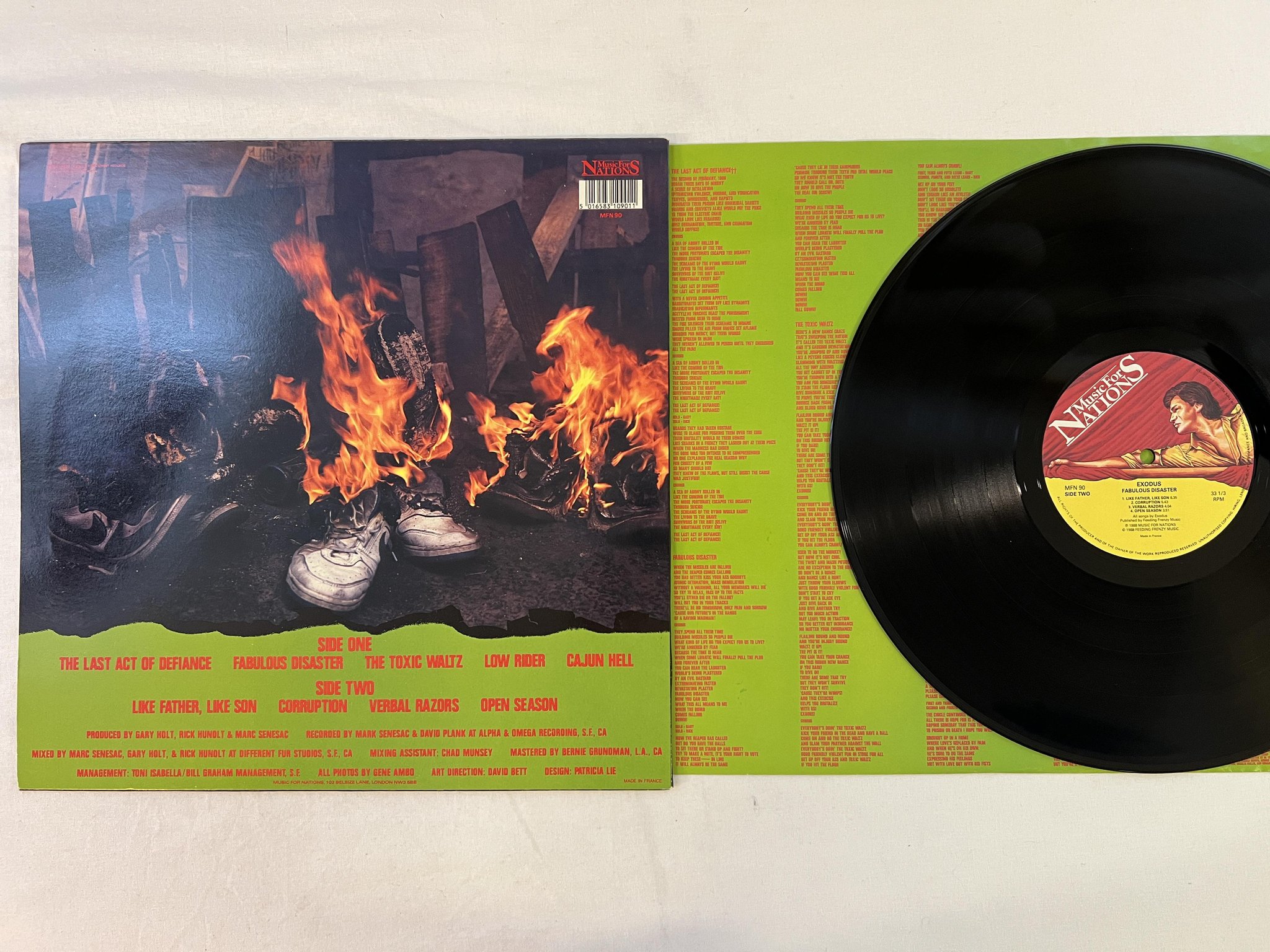 Omslagsbild för skivan EXODUS fabulous disaster LP -88 MUSIC FOR NATIONS MFN 90 ** TRASH **
