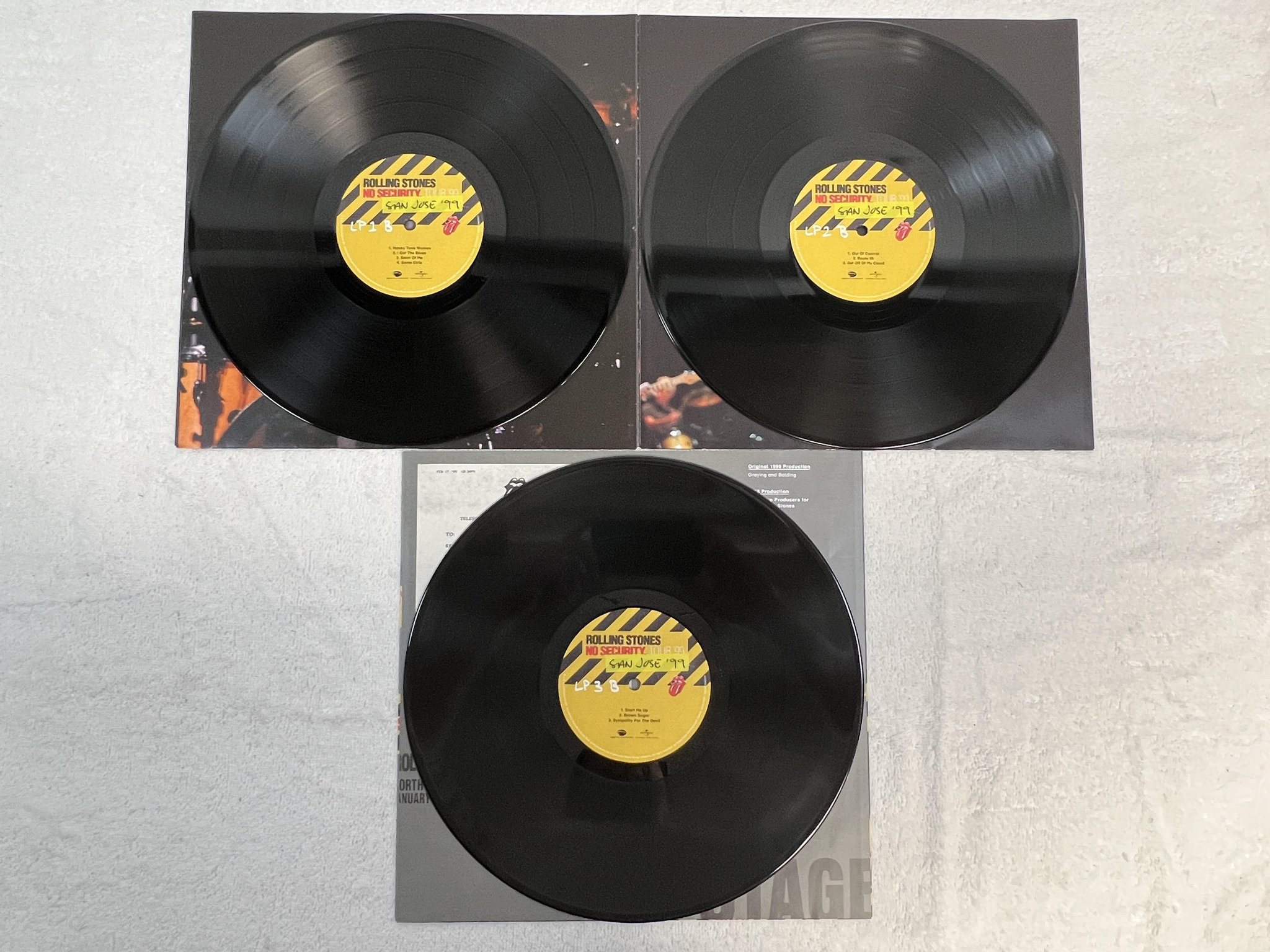 Omslagsbild för skivan ROLLING STONES No Security. San Jose '99 3xLP 2018 EU UNIVERSAL EAGLP687
