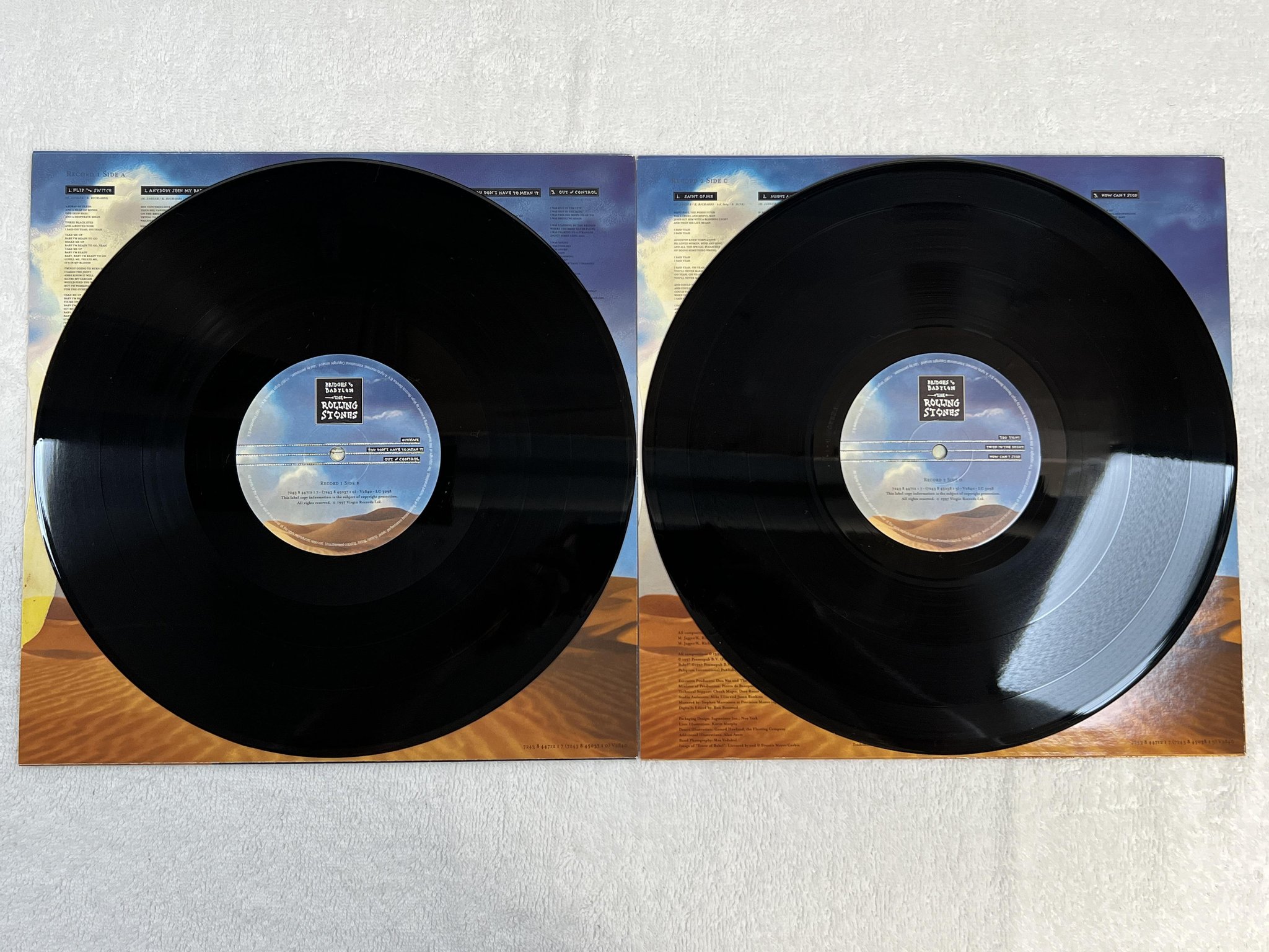 Omslagsbild för skivan ROLLING STONES Bridges To Babylon 2xLP -97 EU VIRGIN V2840 *** VERY RARE ***