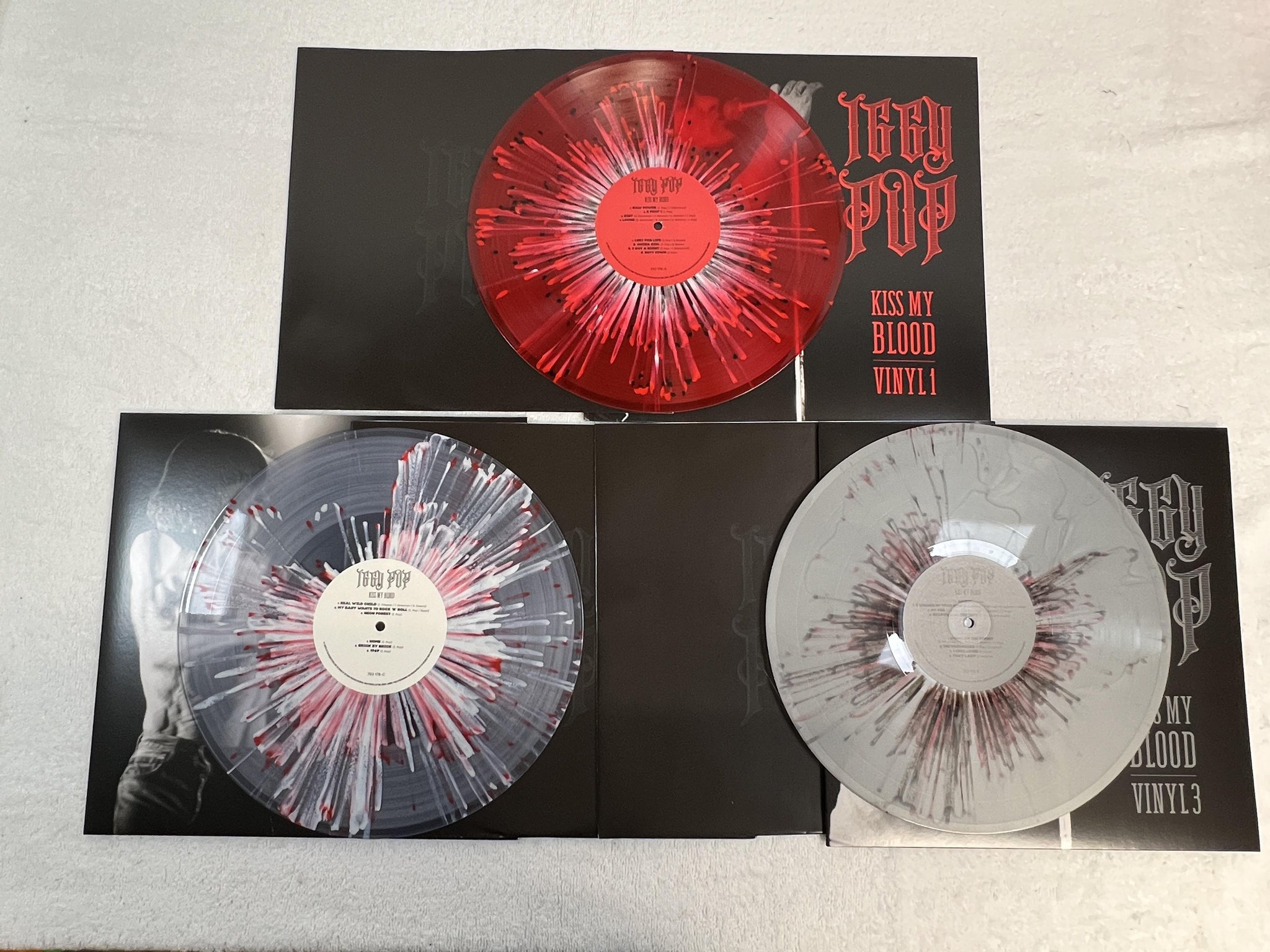 Omslagsbild för skivan IGGY POP kiss my blood 3xLP 2020 US CULTURE FACTORY **** RSD ISSUE 2020 ****