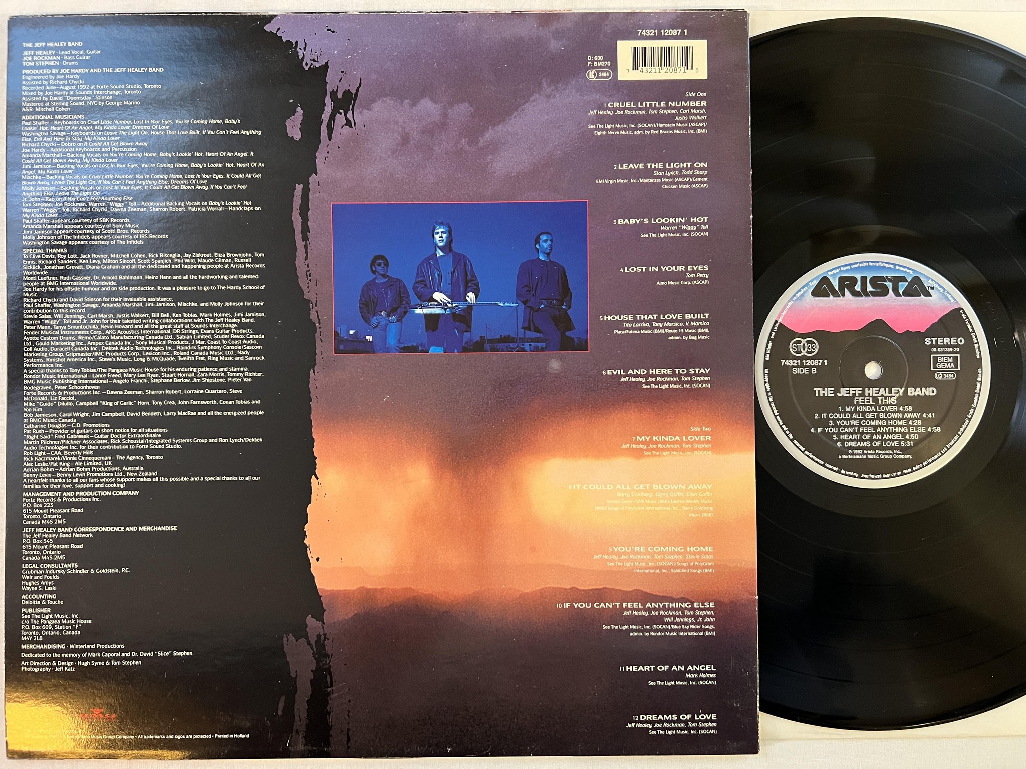 Omslagsbild för skivan THE JEFF HEALEY BAND feel this LP -92 ARISTA 74321 12087 1