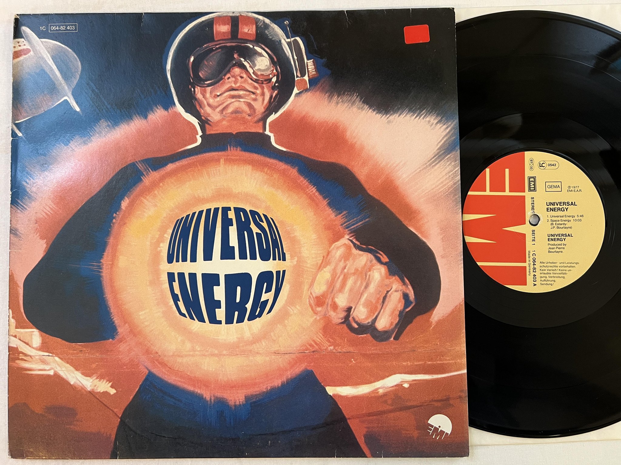 Omslagsbild för skivan UNIVERSAL ENERGY s/t LP -77 Ger EMI 1C 064-82403 *** COSMIC DISCO ***