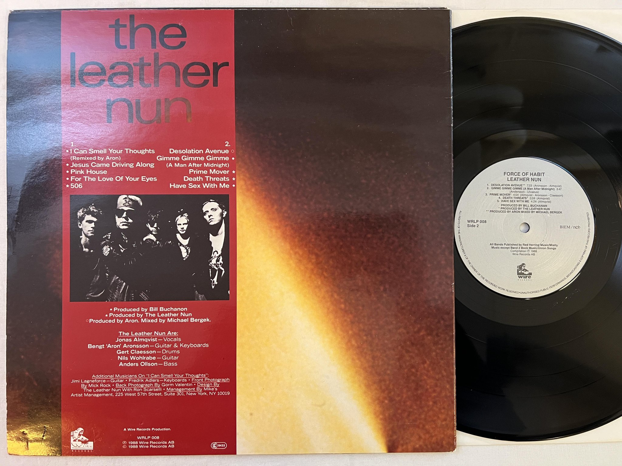 Omslagsbild för skivan LEATHER NUN force of habit LP -88 SWE WIRE WRLP 008