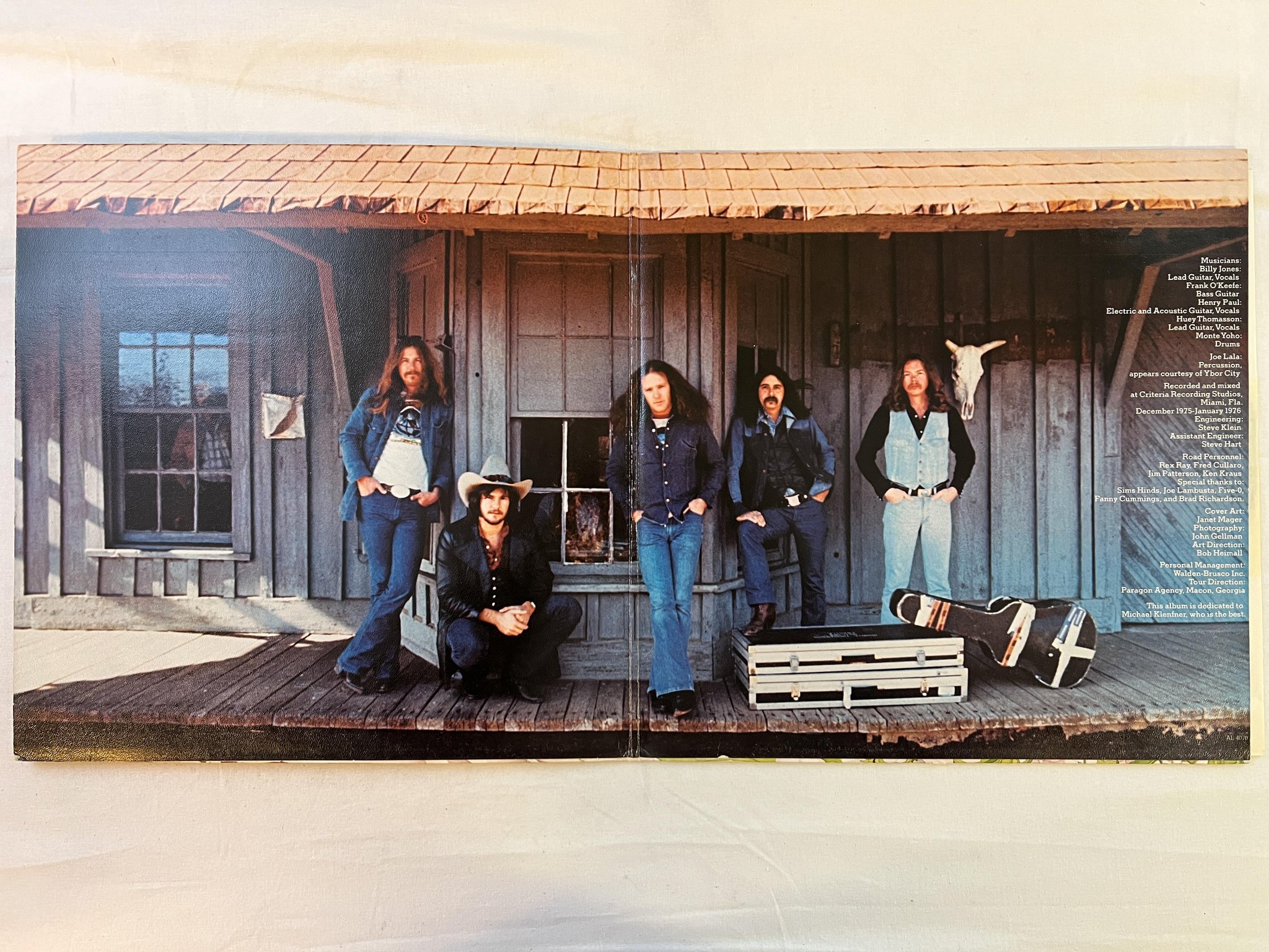 Omslagsbild för skivan OUTLAWS lady in waiting LP -76 US ARISTA AL 4070 ** Southern rock **