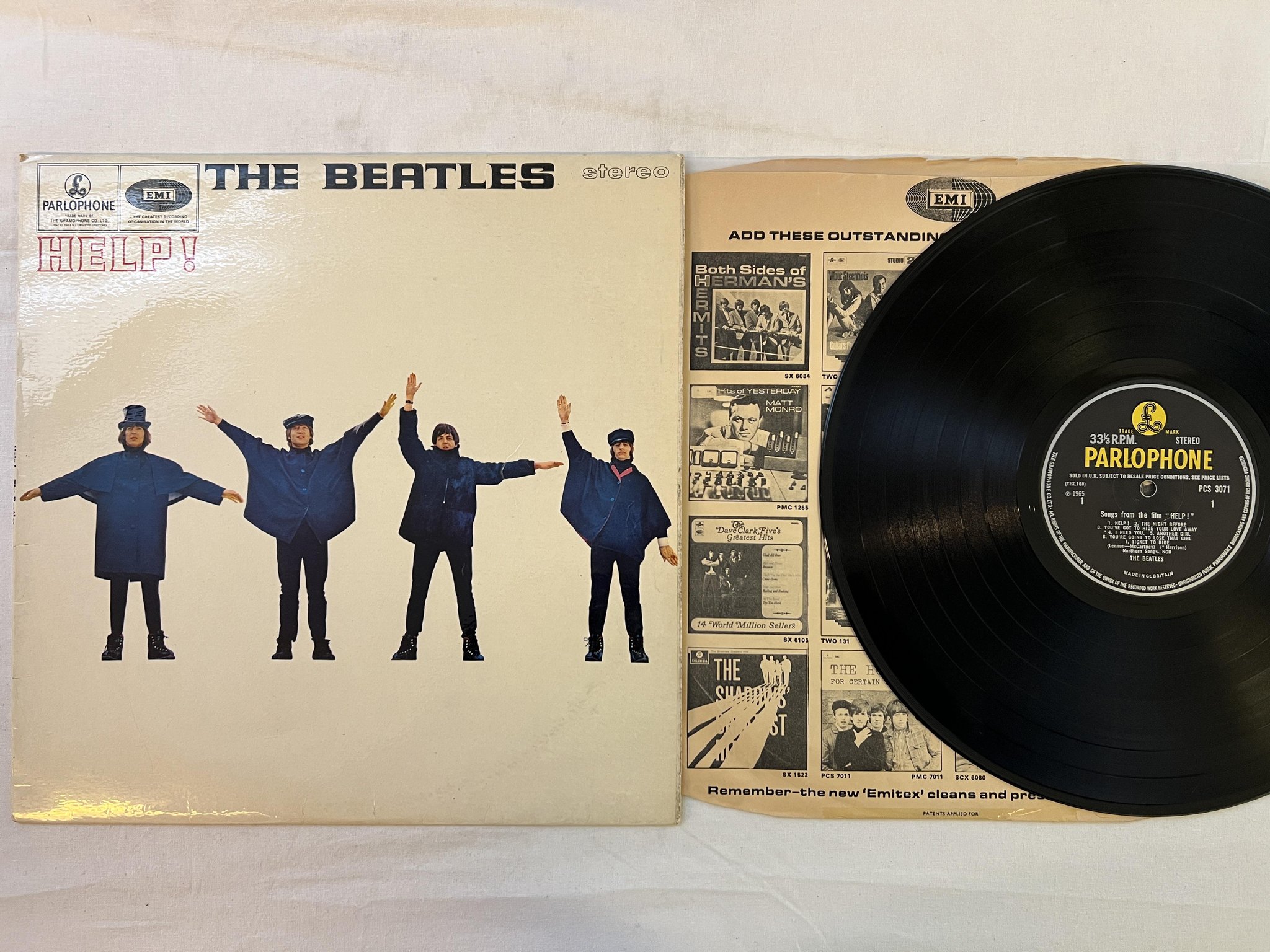 Omslagsbild för skivan THE BEATLES help! LP -65 UK PARLOPHONE PCS 3071 ** -1 /-1 -endings **