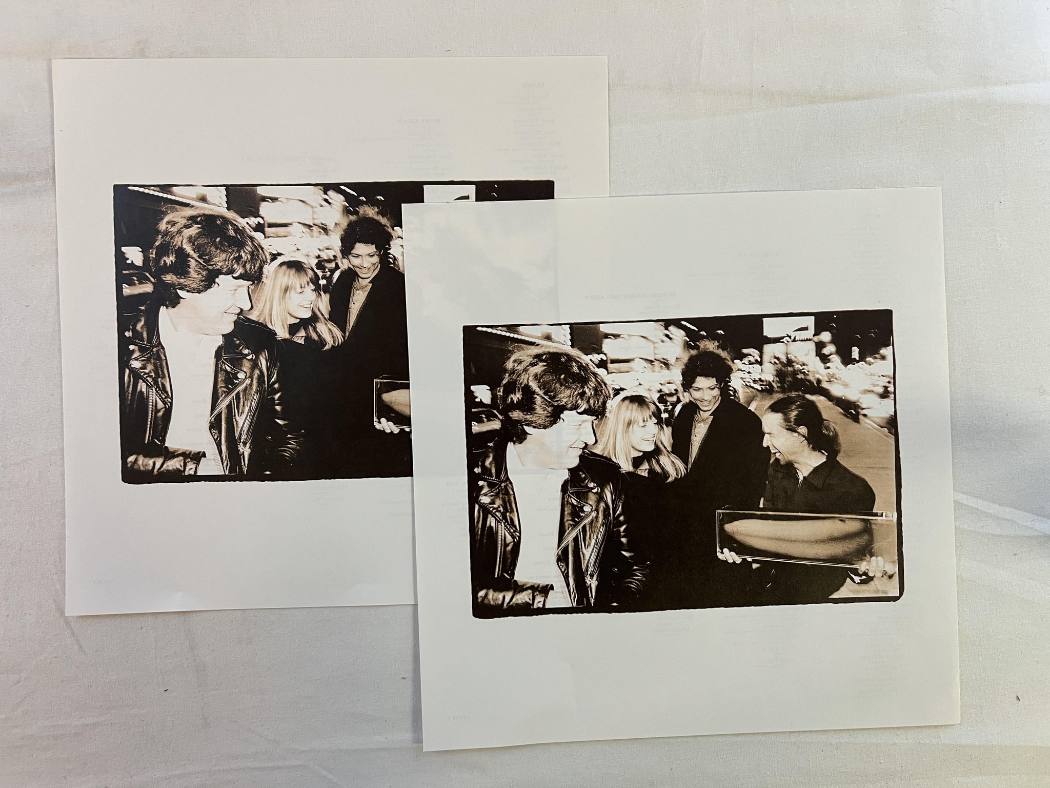 Omslagsbild för skivan TALKING HEADS naked LP -88 Hol EMI 064-7901561