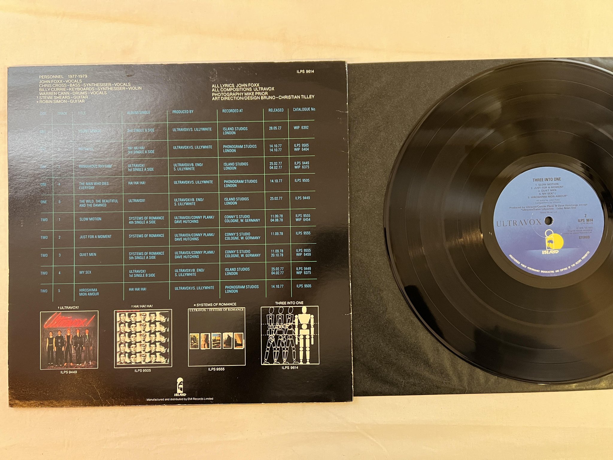 Omslagsbild för skivan ULTRAVOX Three Into One LP -80 UK ISLAND ILPS 9614