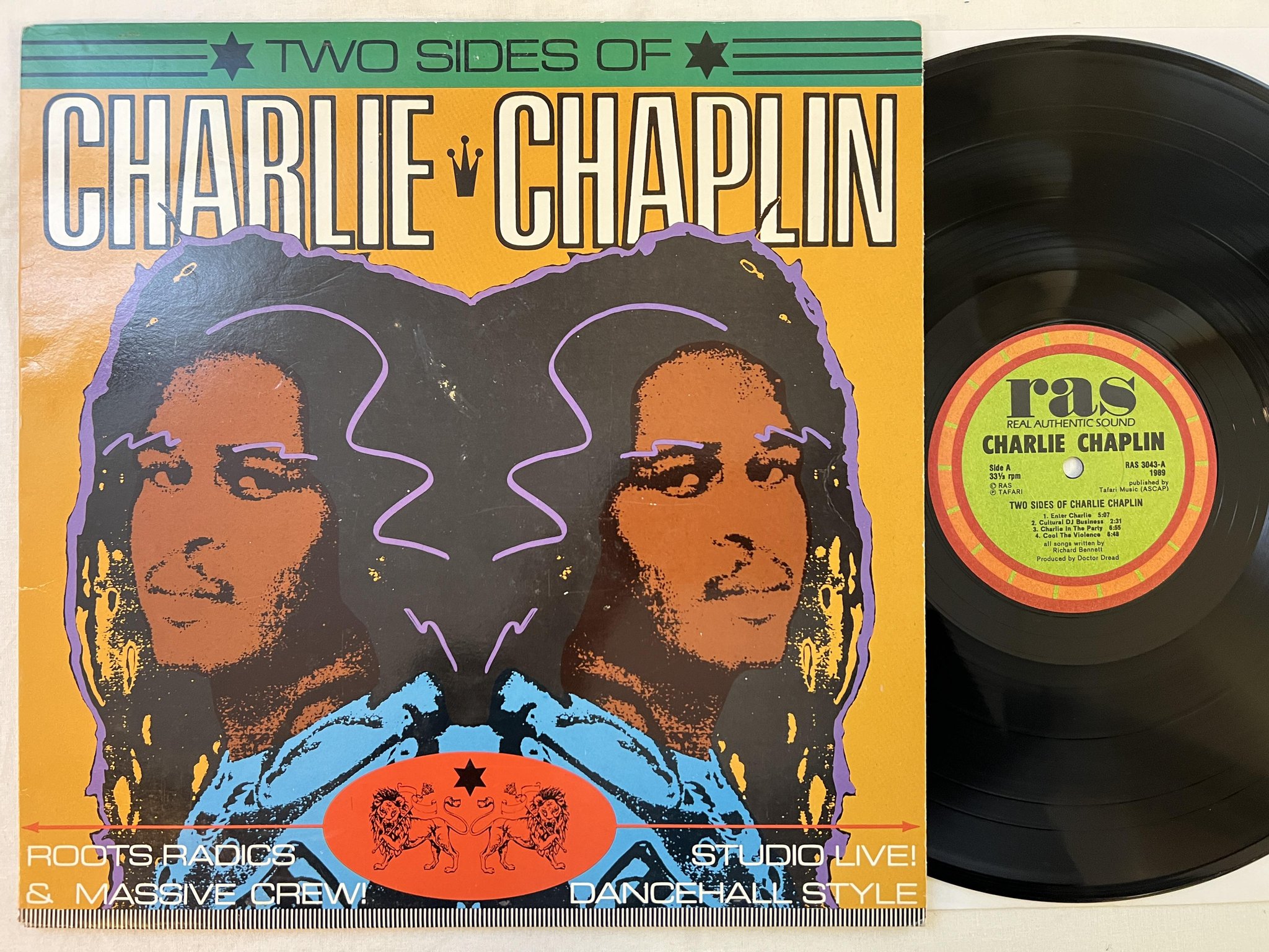 Omslagsbild för skivan CHARLIE CHAPLIN Two Sides Of Charlie Chaplin LP -89 UK REAL AUTHENTIC RAS 3043