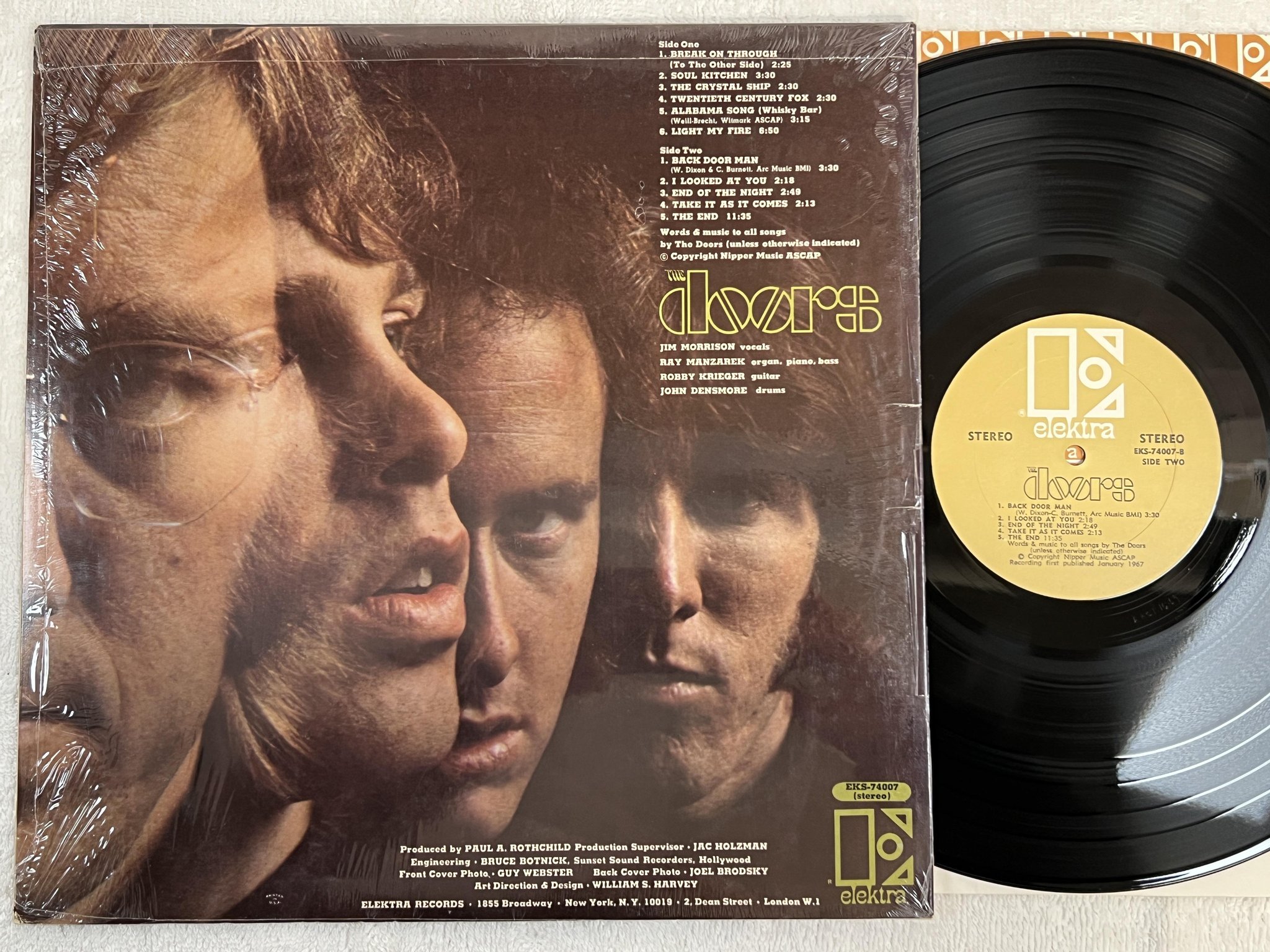 Omslagsbild för skivan THE DOORS s/t LP US ELEKTRA EKS-74007 *** EXCELLENT ***