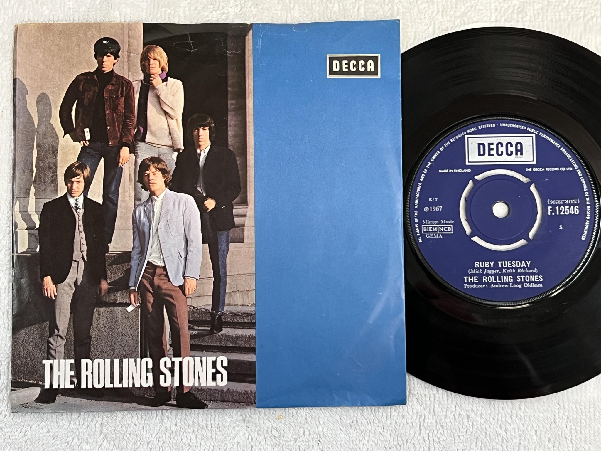 Omslagsbild för skivan THE ROLLING STONES Let's Spend The Night Together 7" -67 Swe DECCA F 12546
