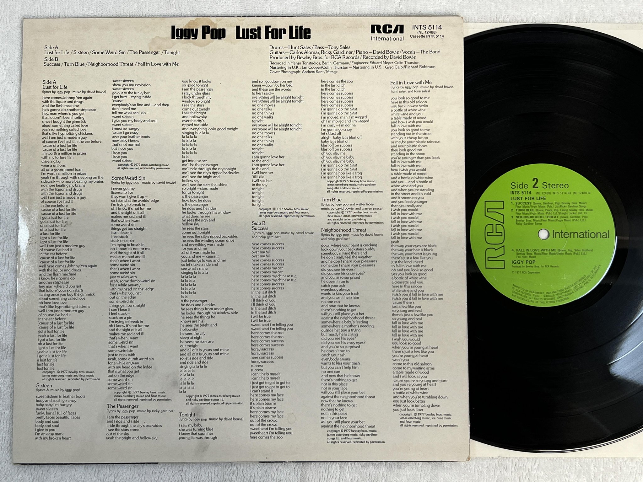 Omslagsbild för skivan IGGY POP lust for life LP UK RCA INTERNATIONAL INTS 5114