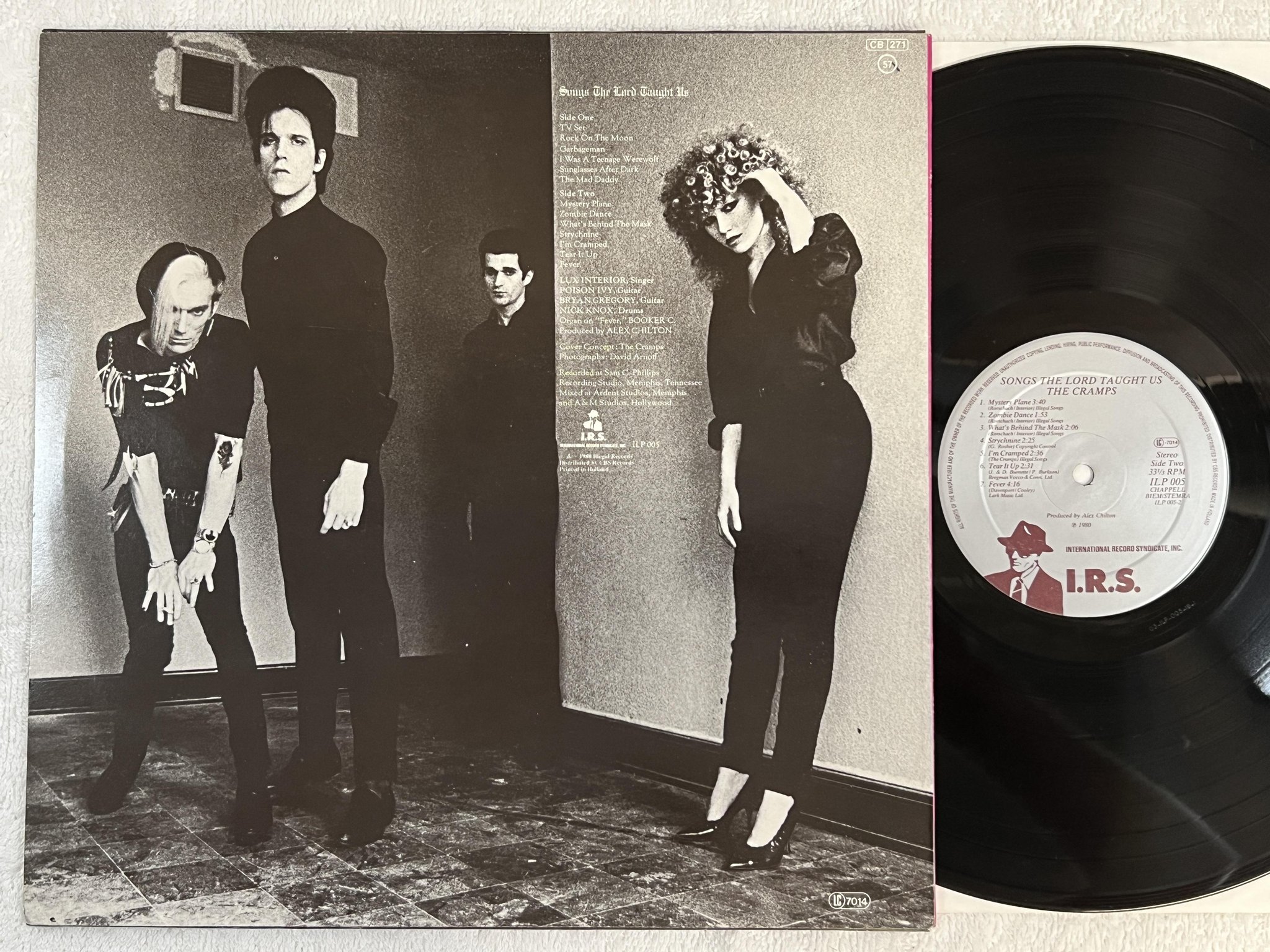 Omslagsbild för skivan THE CRAMPS songs the lord taught us LP -80 Hol I.R.S. ILP 005
