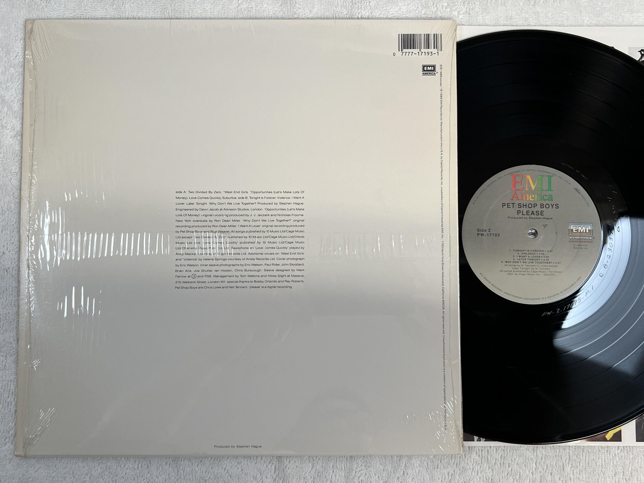 Omslagsbild för skivan PET SHOP BOYS Please LP -86 US EMI America PW-17193