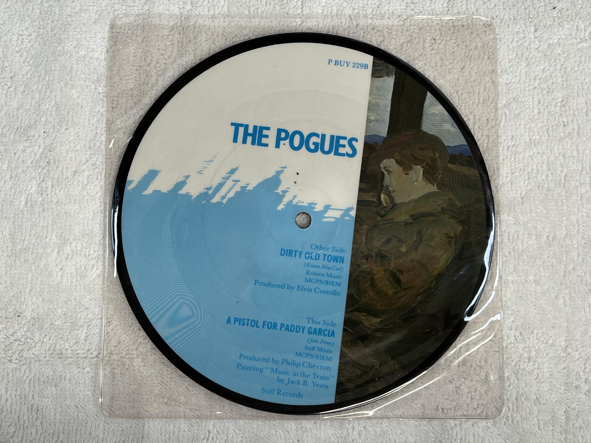 Omslagsbild för skivan THE POGUES Dirty Old Town 7" picture disc -85 UK STIFF P BUY 229