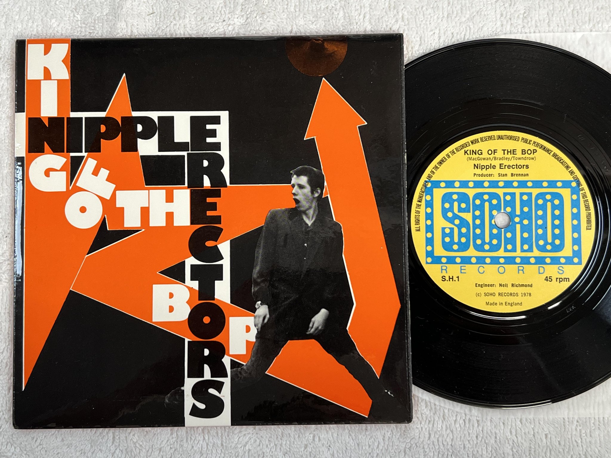 Omslagsbild för skivan NIPPLE ERECTORS king of the bop 7"single -78 UK SOHO SH1/2 *** RARE PUNK ***
