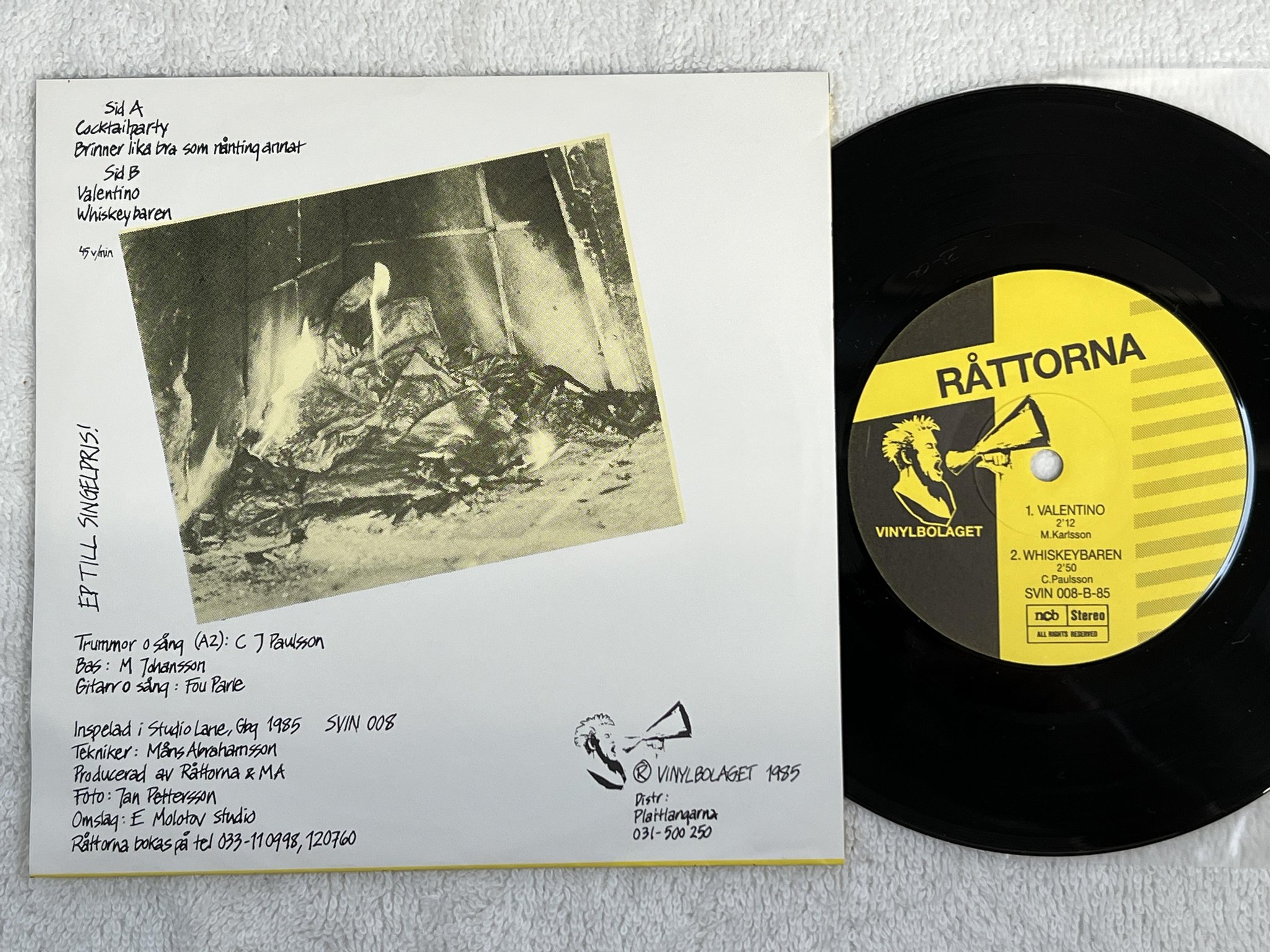 Omslagsbild för skivan RÅTTORNA Brinner Lika Bra 7" -85 Swe VINYLBOLAGET SVIN 008