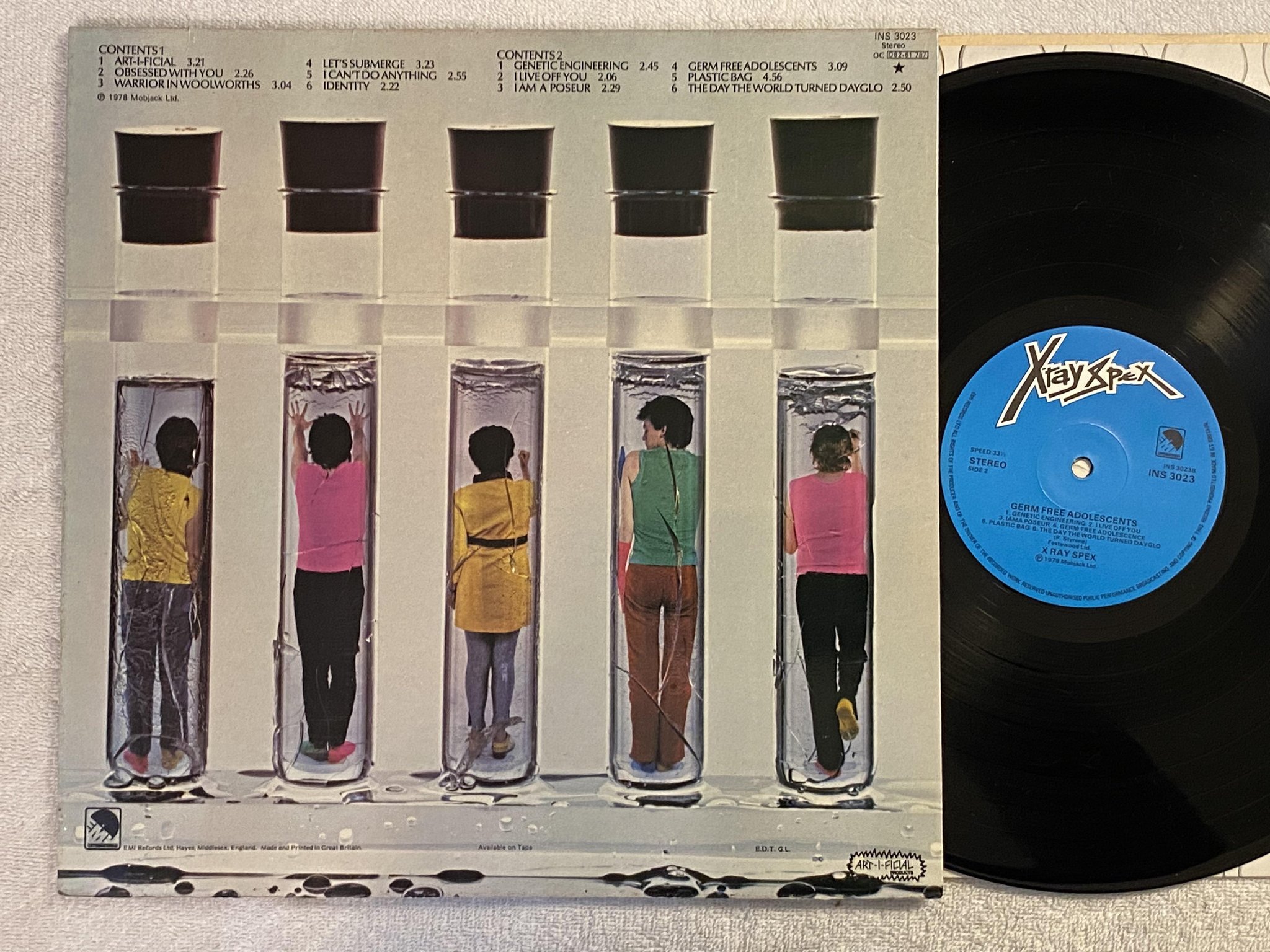 Omslagsbild för skivan X-RAY SPEX Germfree Adolescents LP -78 UK EMI INS 3023 *** PUNK ROCK ***