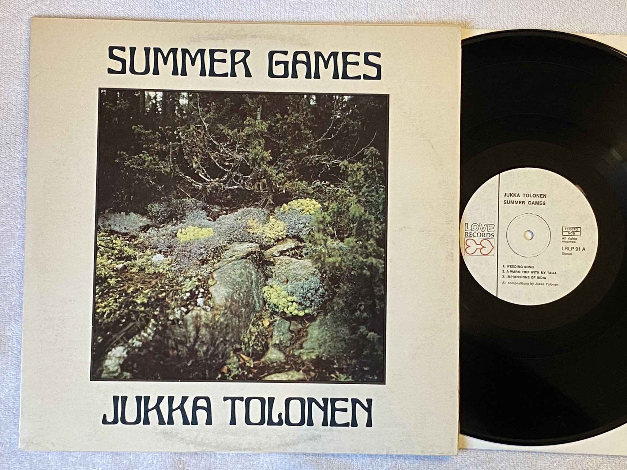 Omslagsbild för skivan JUKKA TOLONEN summer games LP -73 Finland LOVE LRLP 91