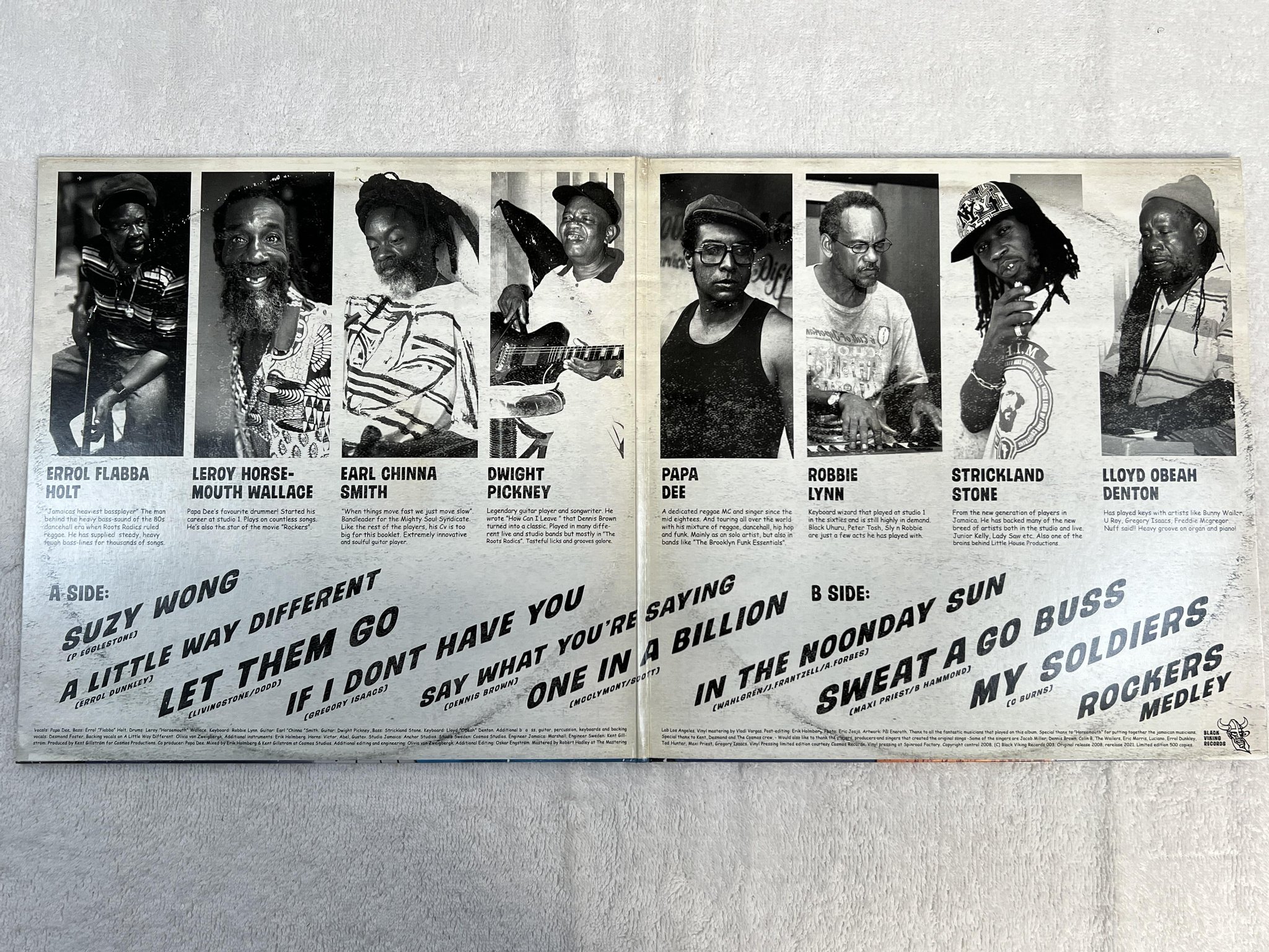 Omslagsbild för skivan PAPA DEE meets THE JAMAICAN GIANTS LP 2022 Swe BLACK VIKING BVR003