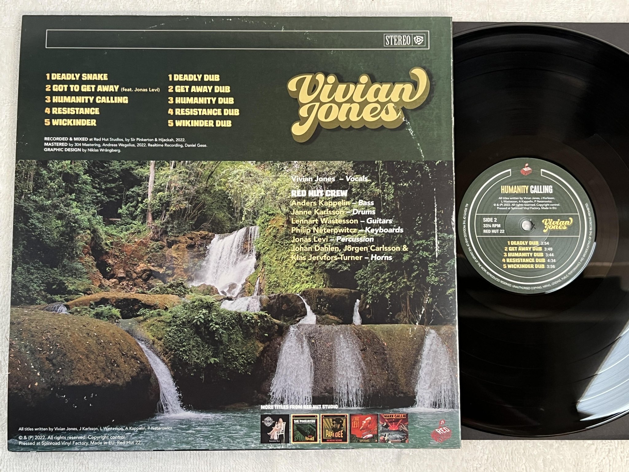 Omslagsbild för skivan VIVIAN JONES Humanity Calling 12"EP 2023 RED HUT RECORDING STUDIO RED HUT 22