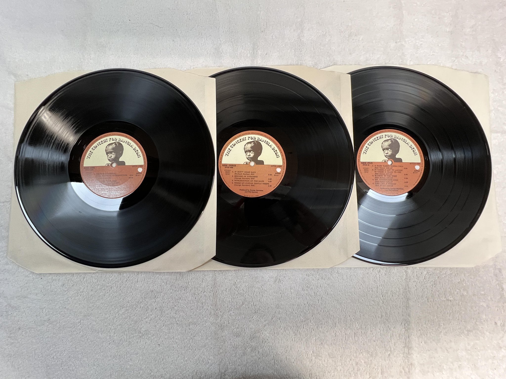 Omslagsbild för skivan V/A The Concert For Bangla Desh 3xLP BOX SET Hol APPLE STCX 3385