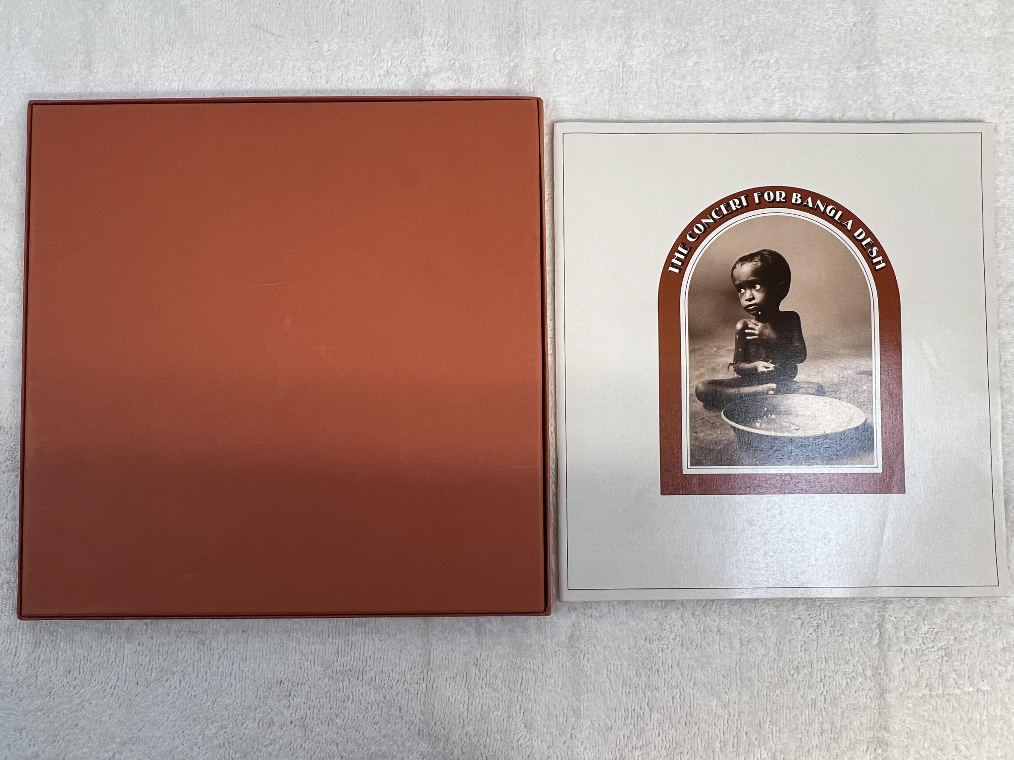 Omslagsbild för skivan V/A The Concert For Bangla Desh 3xLP BOX SET Hol APPLE STCX 3385