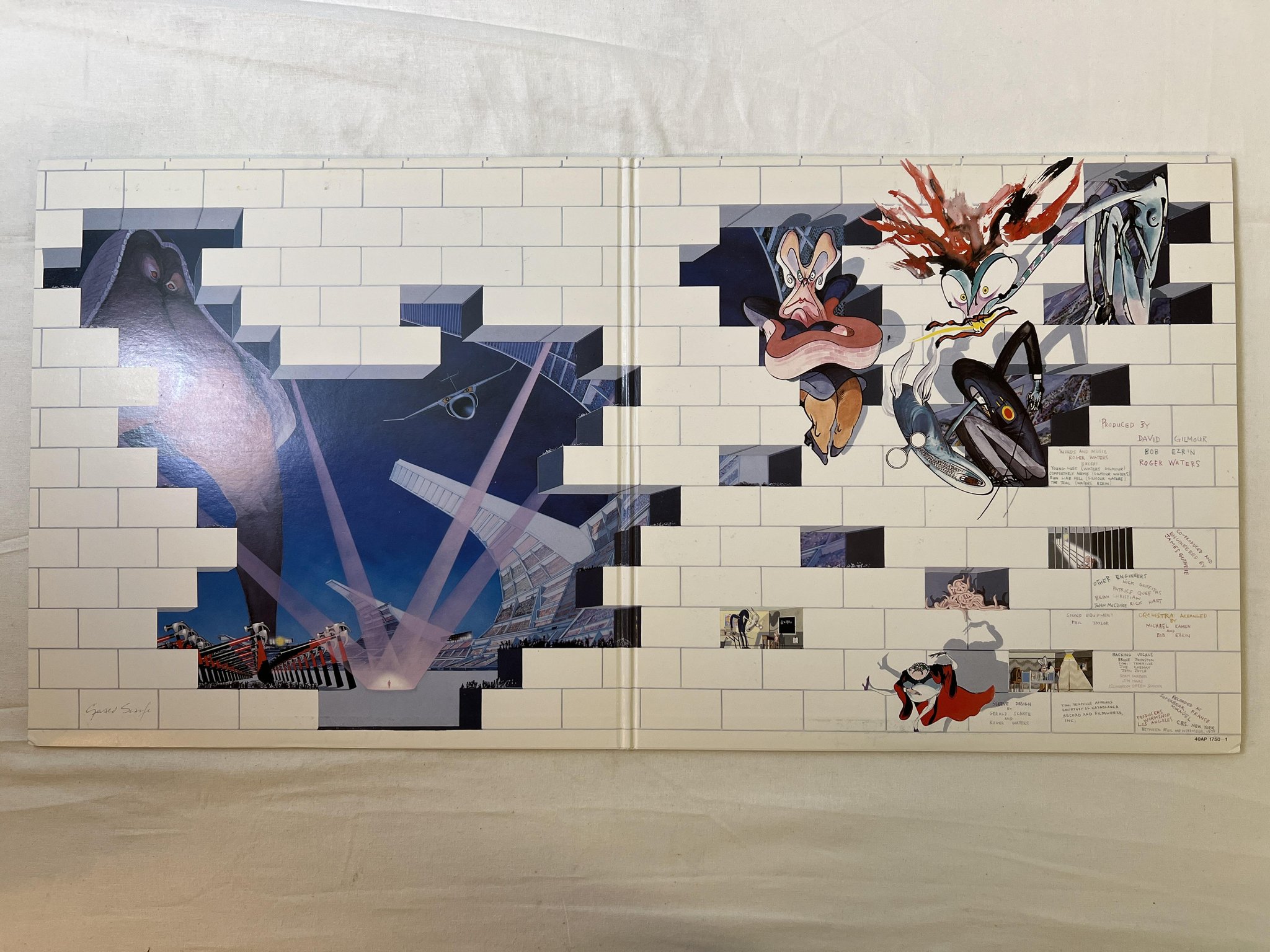 Omslagsbild för skivan PINK FLOYD the wall 2xLP -79 Japan CBS/SONY 40AP-1750-1