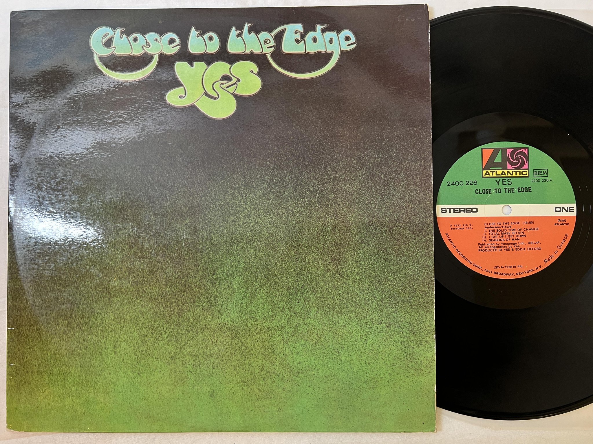 Omslagsbild för skivan YES close to the edge LP -72 Greece ATLANTIC 2400 226