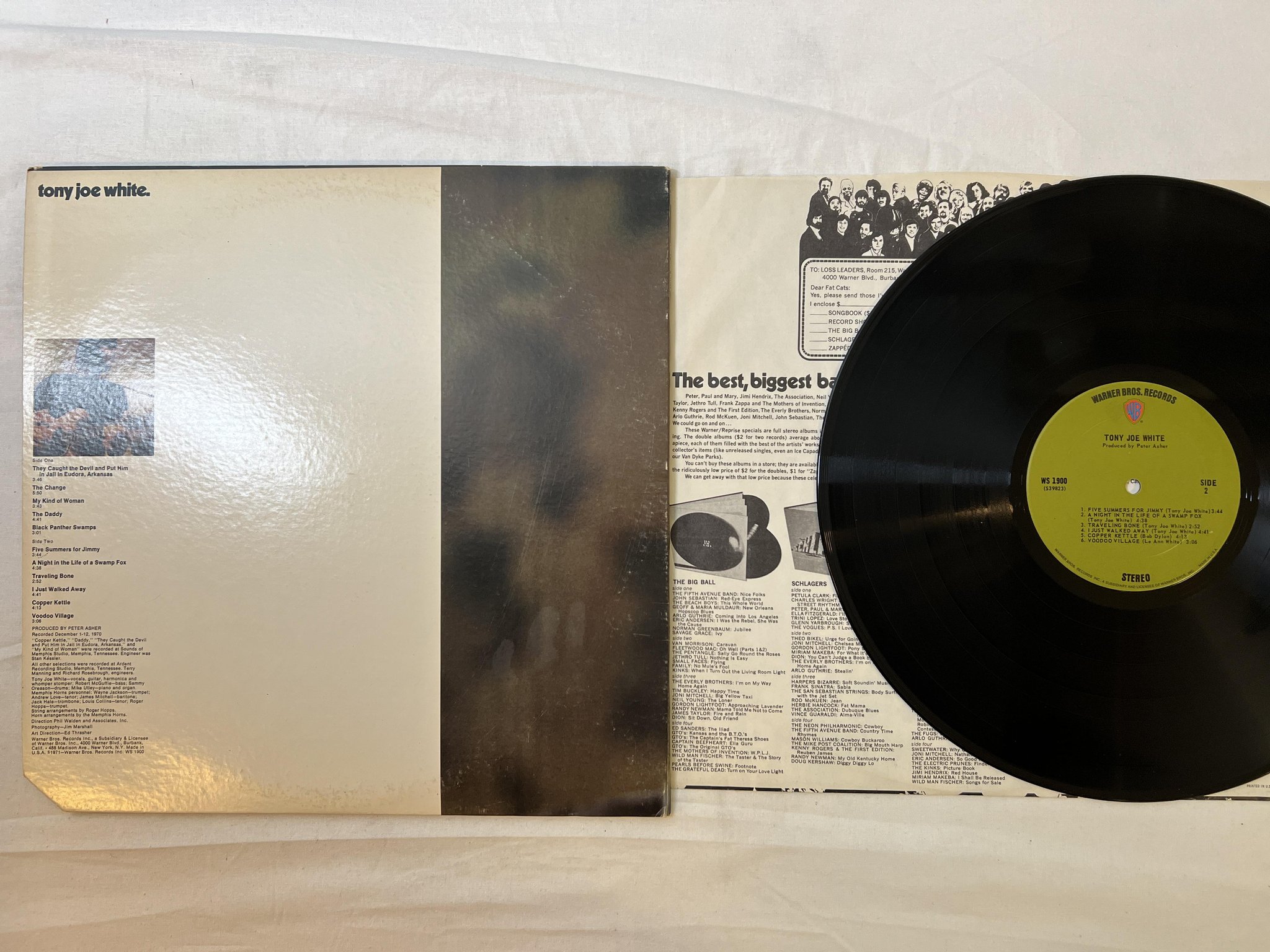 Omslagsbild för skivan TONY JOE WHITE s/t LP -71 US WARNER WS 1900
