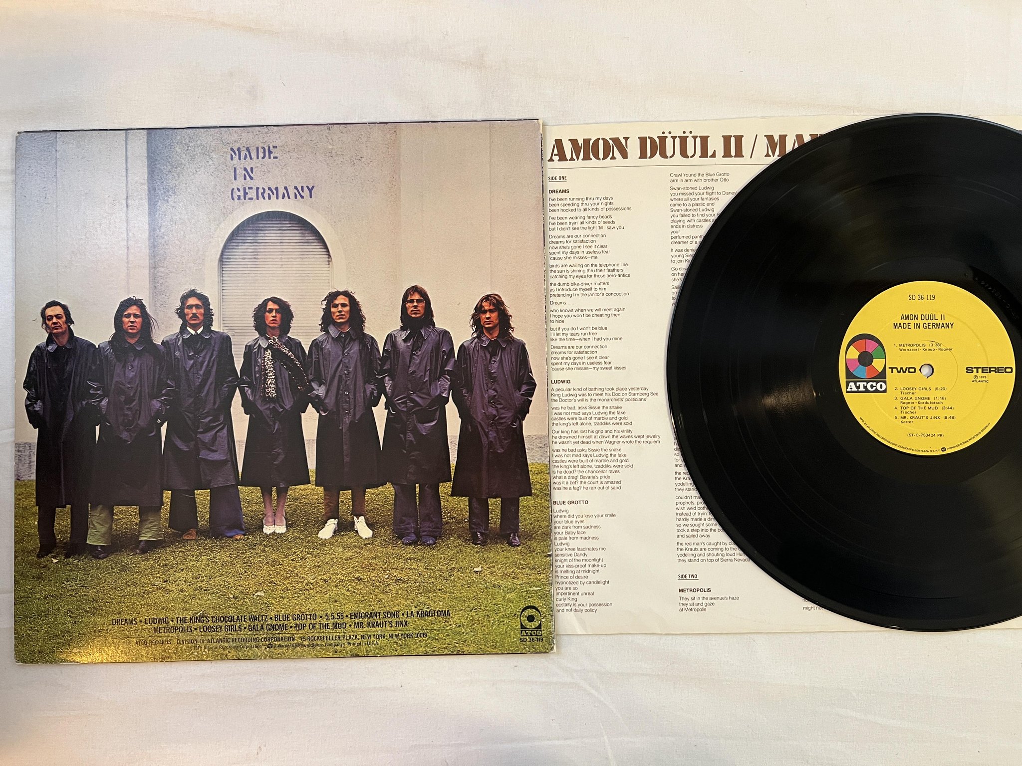 Omslagsbild för skivan AMON DUUL II made in Germany LP -75 US ATCO SD 36-119