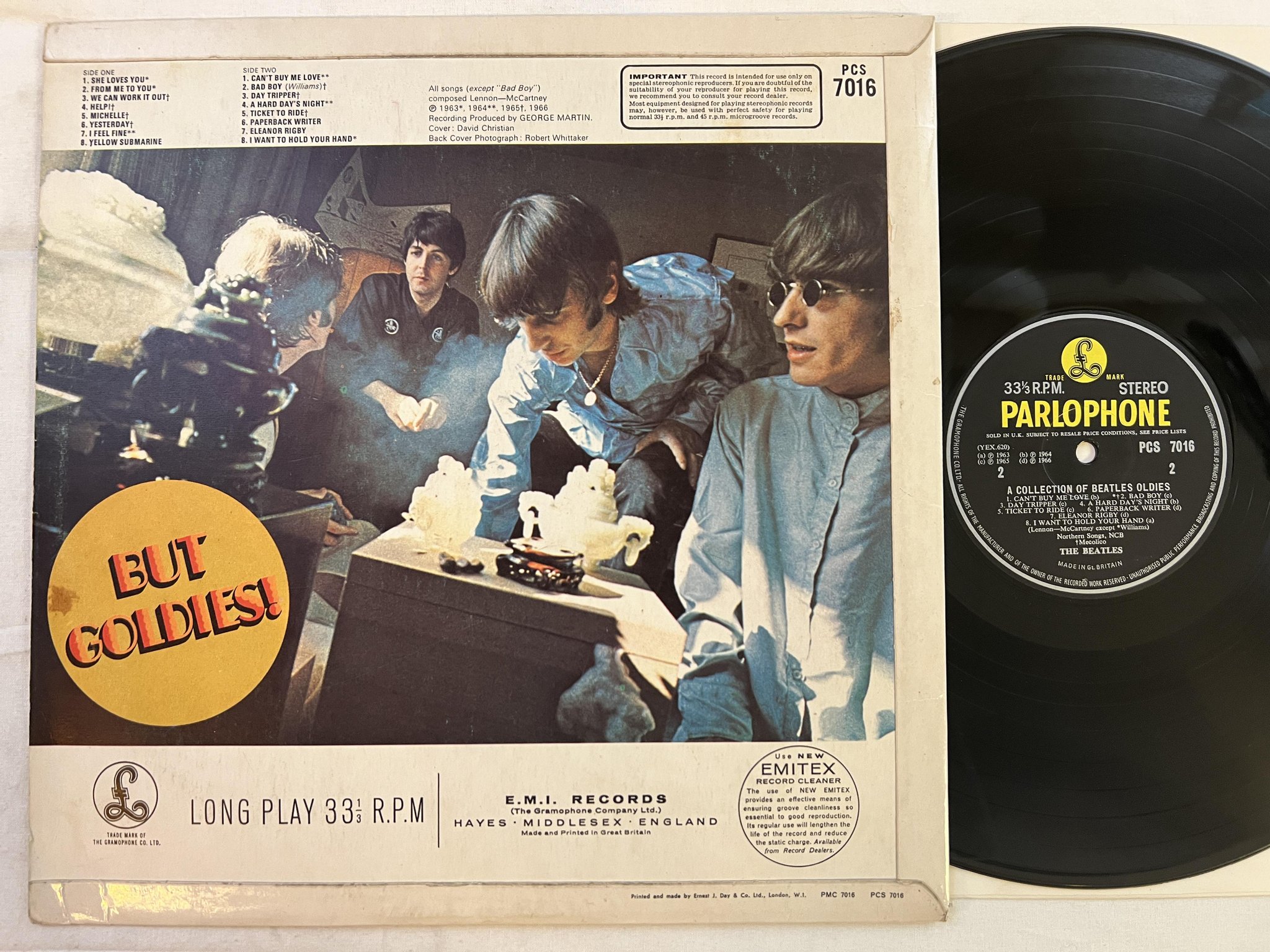 Omslagsbild för skivan THE BEATLES a collection of Beatles oldies LP -66 UK PARLOPHONE PCS 7016