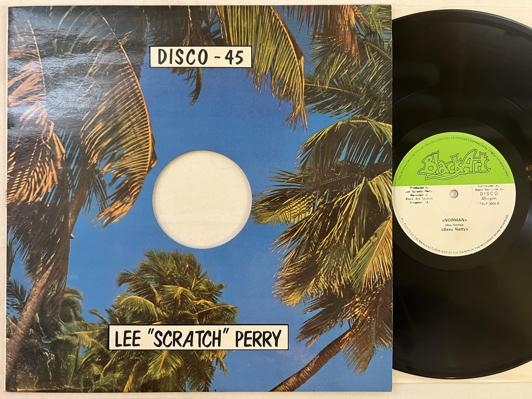 Omslagsbild för skivan LEE PERRY & THE FULL EXPERIENCE disco devil 12" BLACK ART TSLP 0004 ** KILLER **