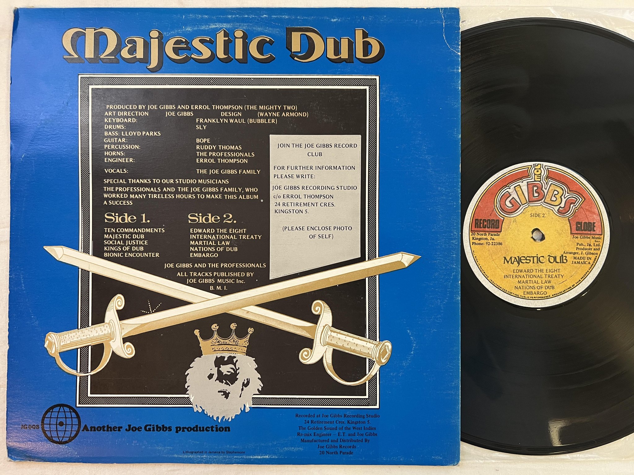 Omslagsbild för skivan JOE GIBBS & THE PROFESSIONALS Majestic Dub LP -79 JAMAICA JOE GIBBS RECORD GLOBE