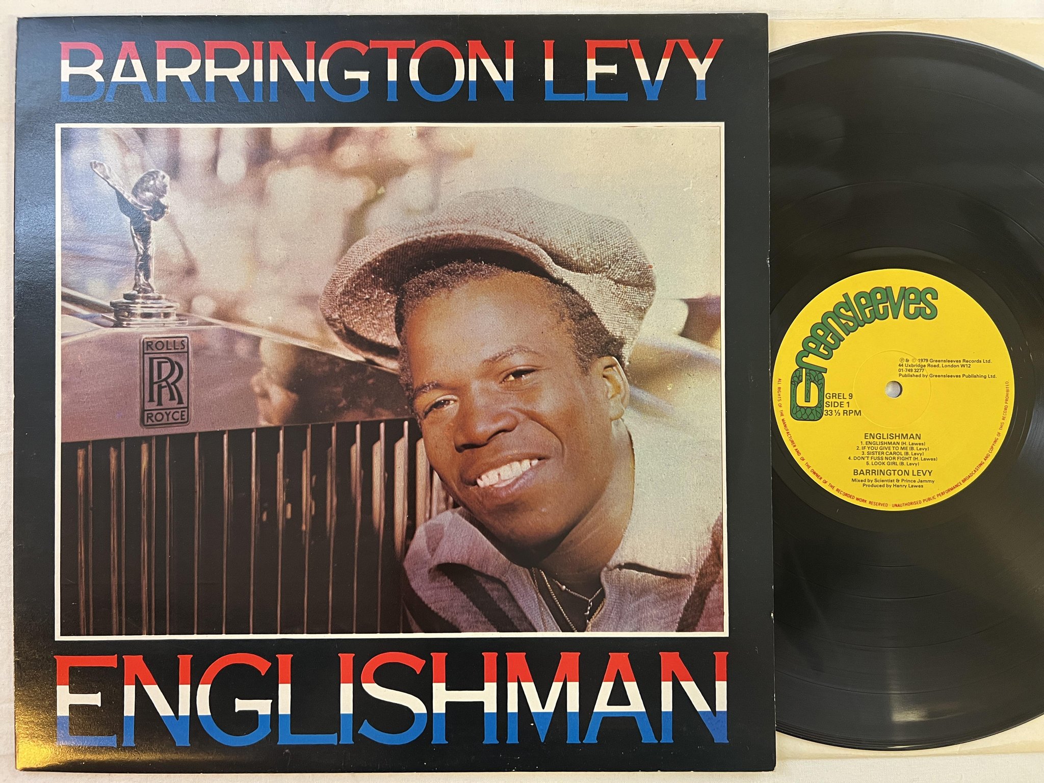 Omslagsbild för skivan BARRINGTON LEVY englishman LP -79 UK GREENSLEEVES GREL 9