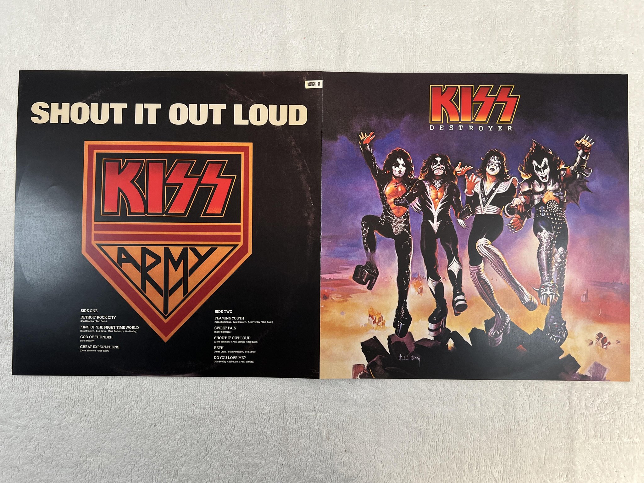 Omslagsbild för skivan KISS destroyer (resurrected) LP 2019 US *** WALMART ONLY / ORANGE VINYL ***