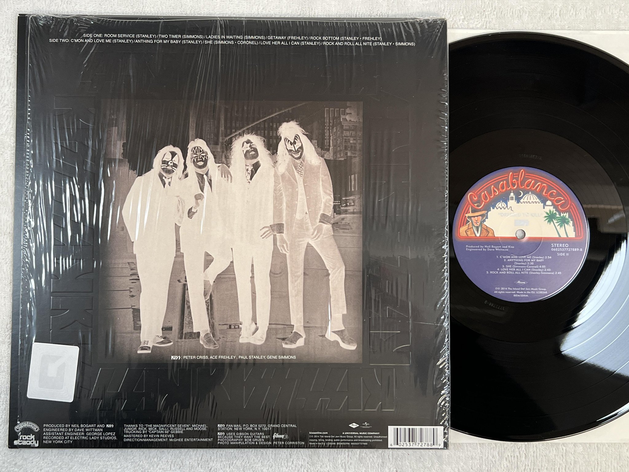 Omslagsbild för skivan KISS dressed to kill LP 2014 EU CASABLANCA 0602537727889